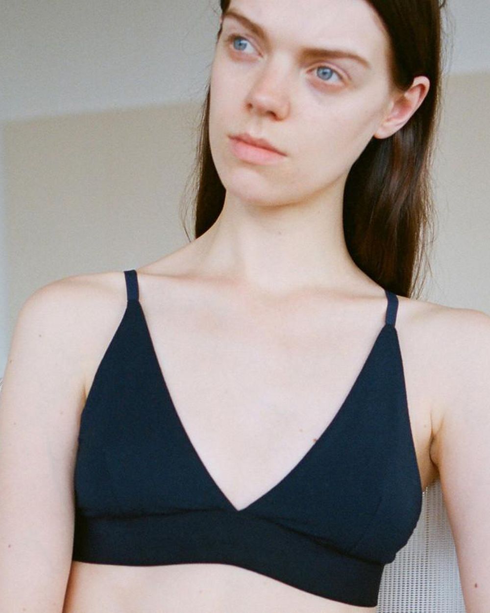 Base Range Triangle Bra in black