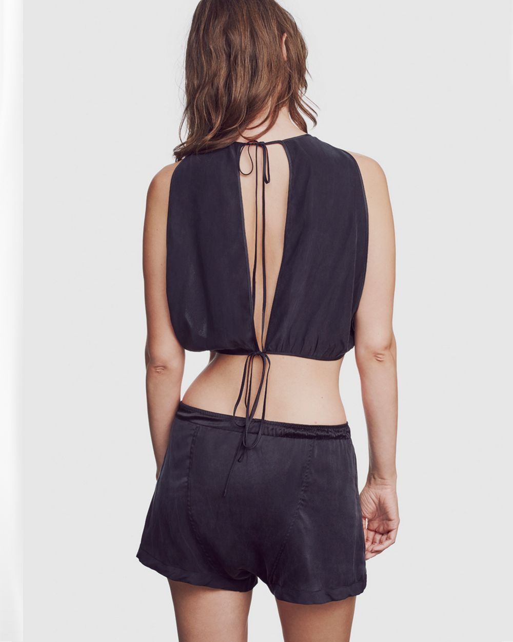 Kiki de Montparnasse Silk Charmeuse Camisole in black