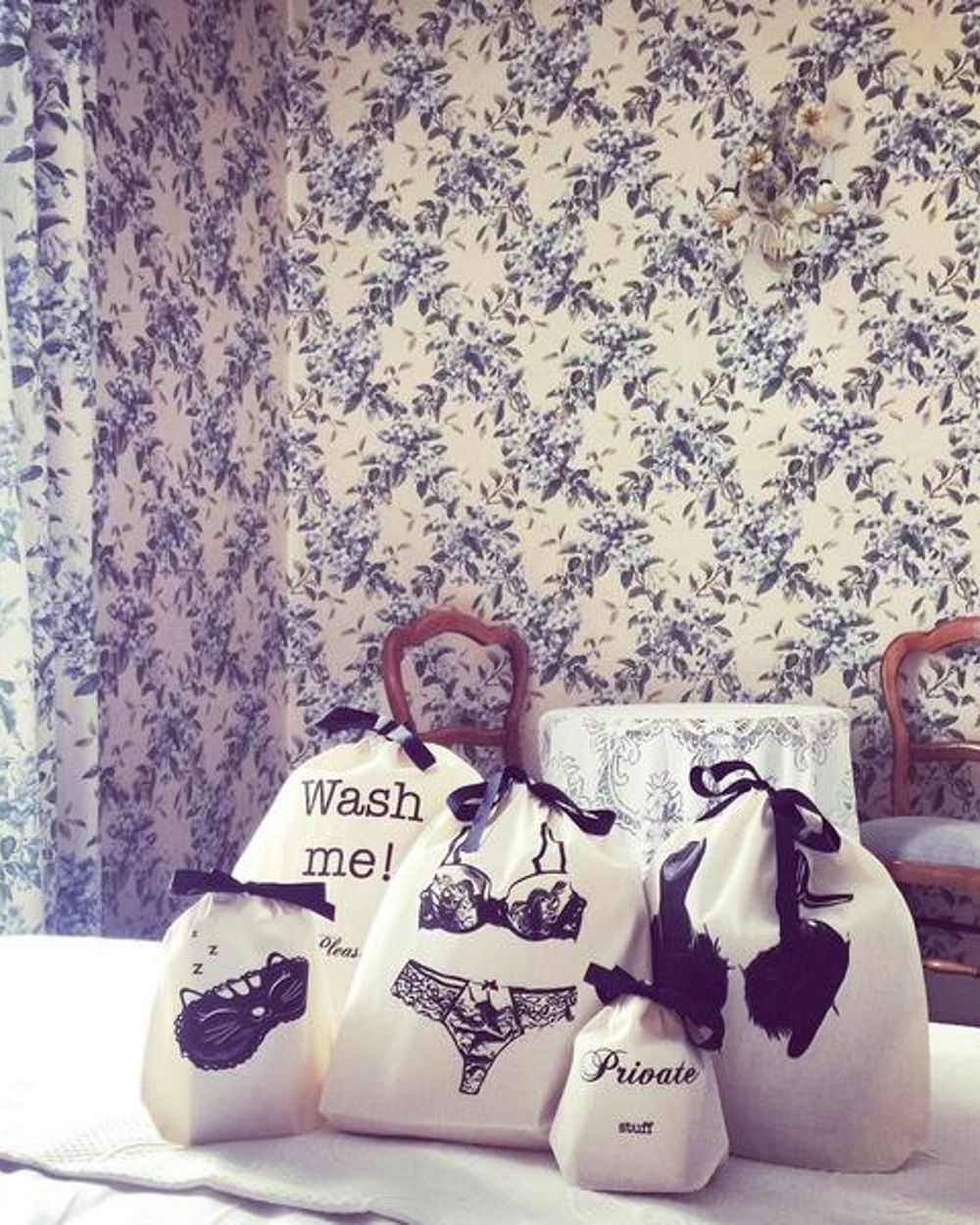 Bag All Women's Resort Getaway Pack in beige