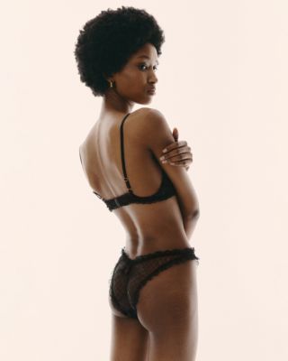 Le Petit Trou Lis Brief in black