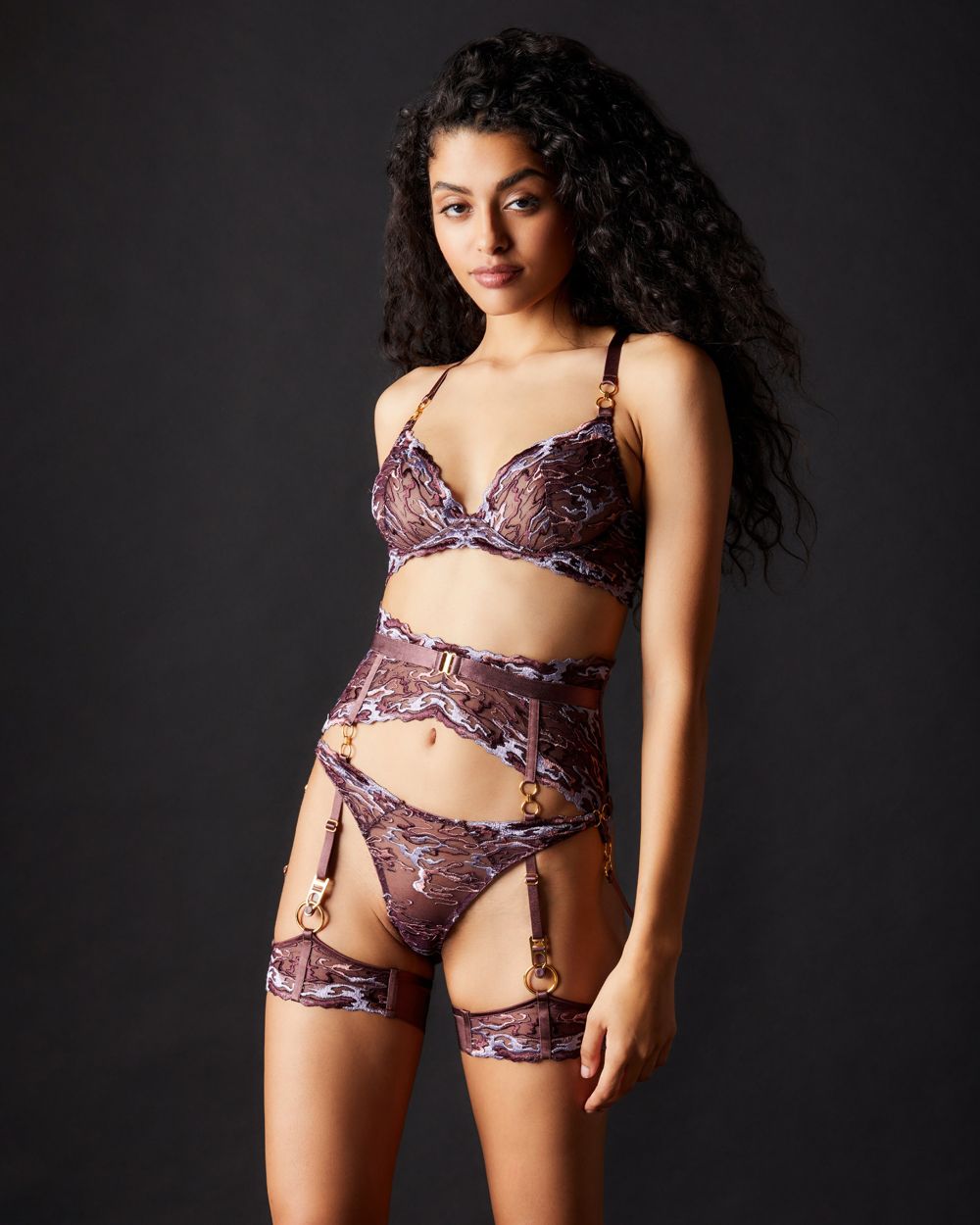 Bordelle Onda Suspender in purple