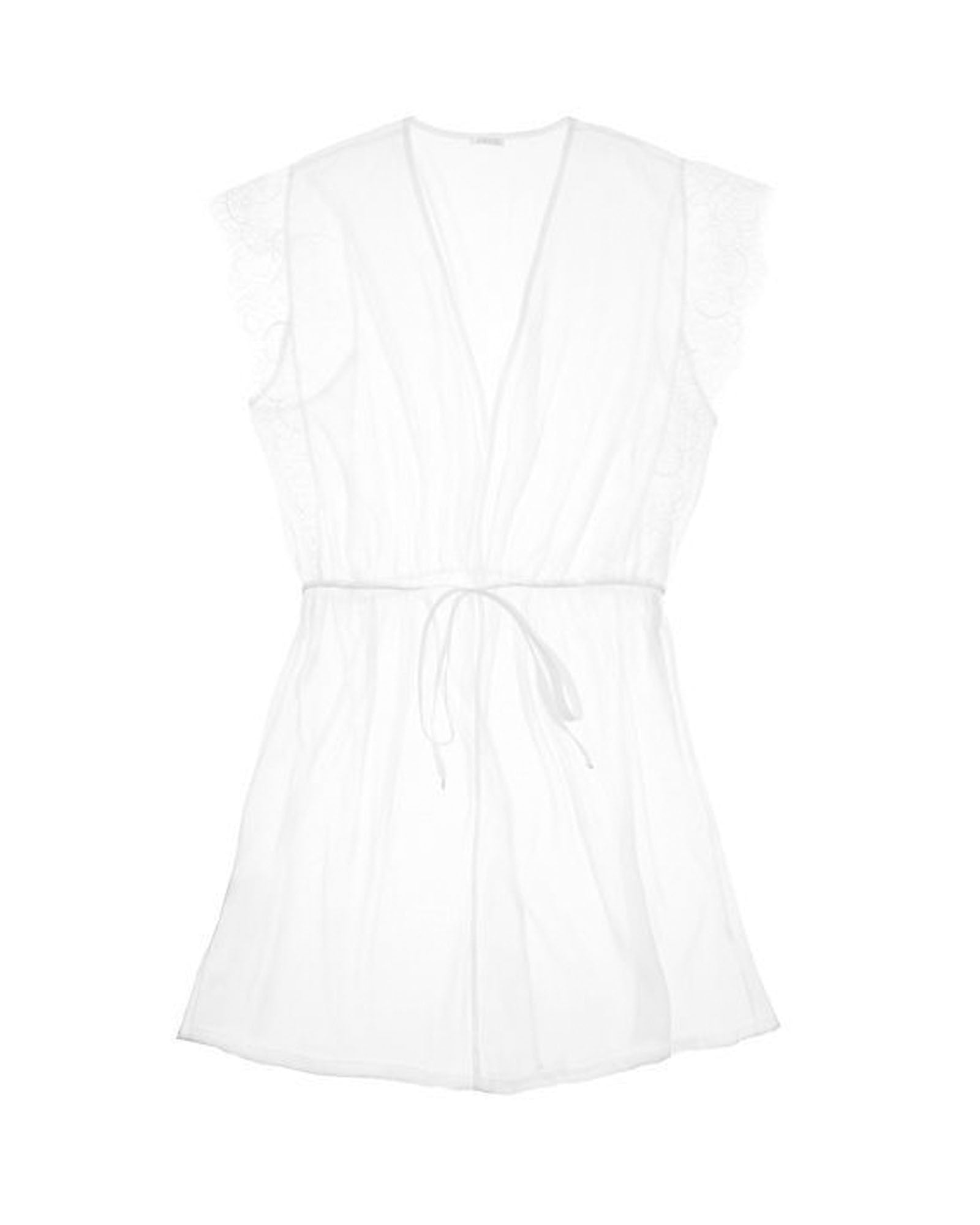 Journelle Narcissus Robe in white