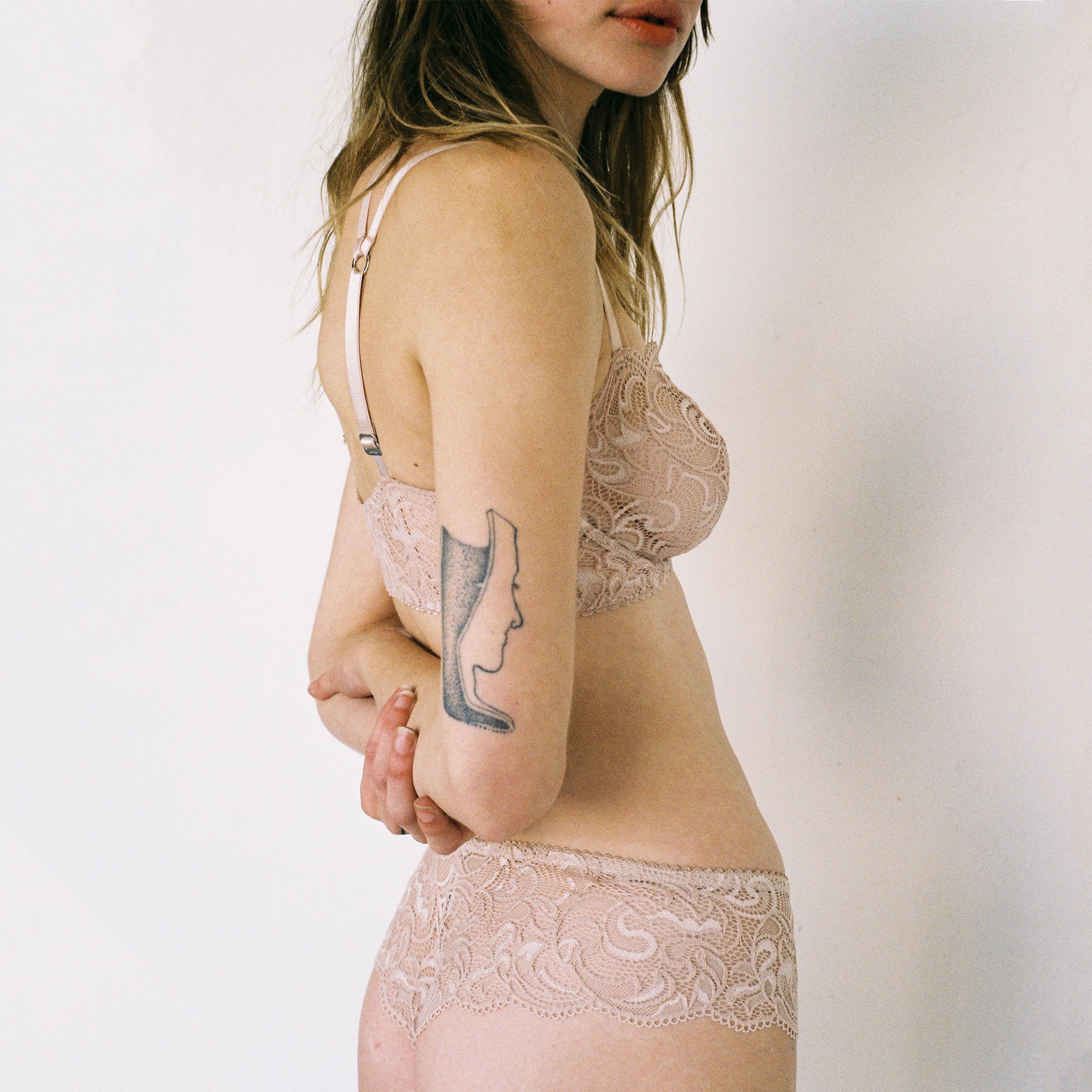 Lonely Penny Underwire Bra in pink