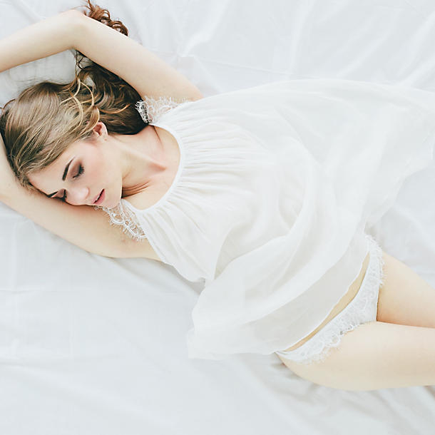 Salua Betty Gown in white