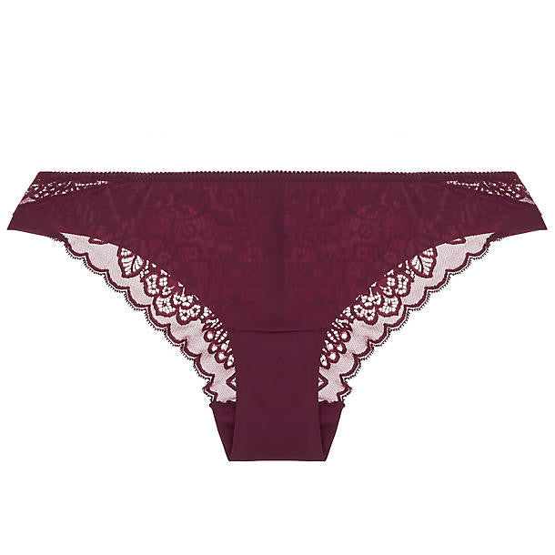 Triumph Amourette Spotlight Brazilian in purple