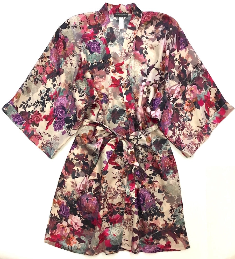 Samantha Chang Classic Short Kimono in purple