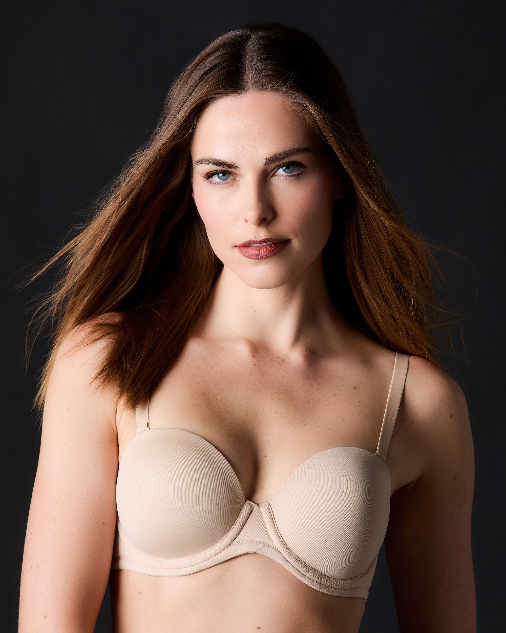Wacoal Red Carpet Strapless Bra in beige
