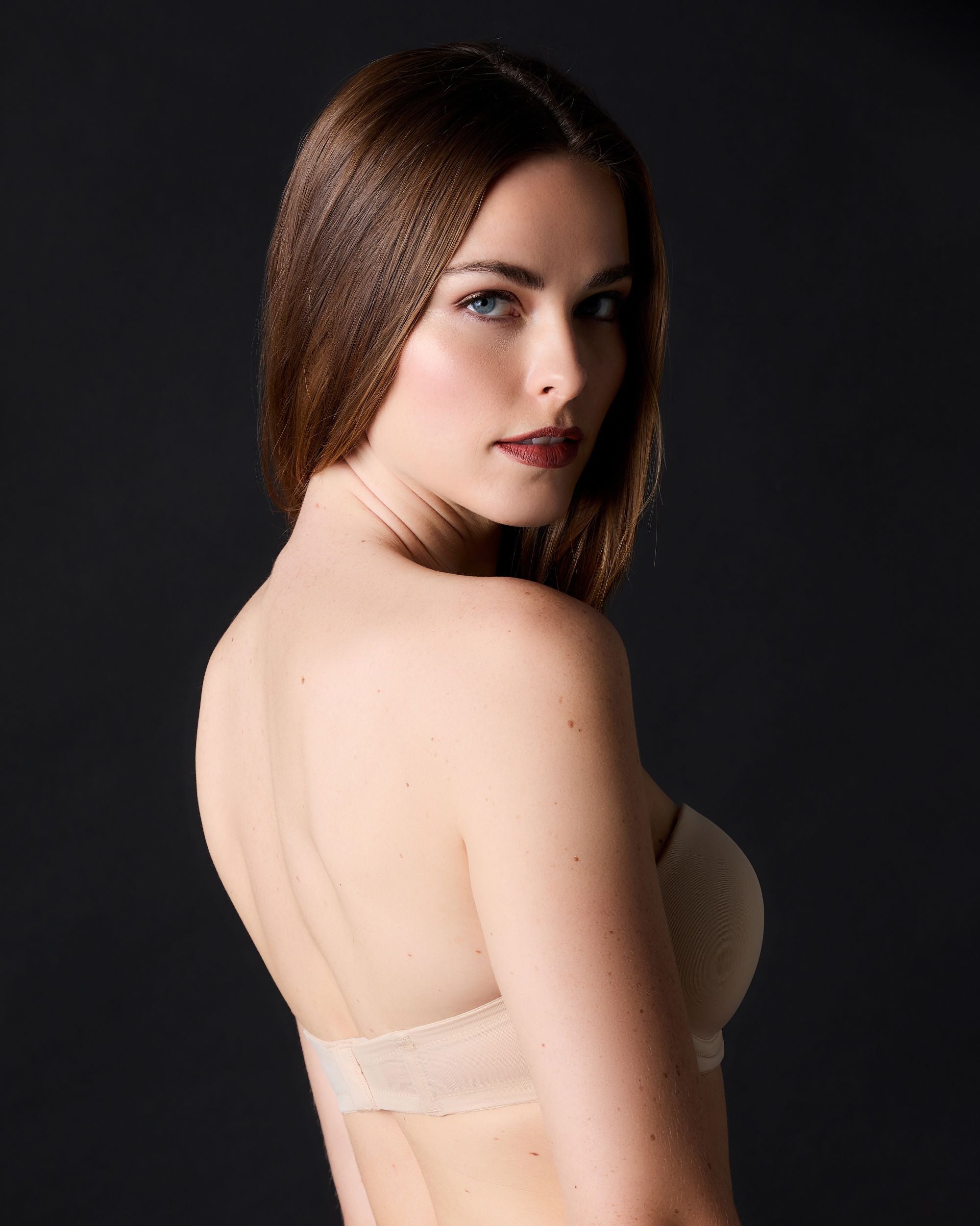 Wacoal Red Carpet Strapless Bra in beige