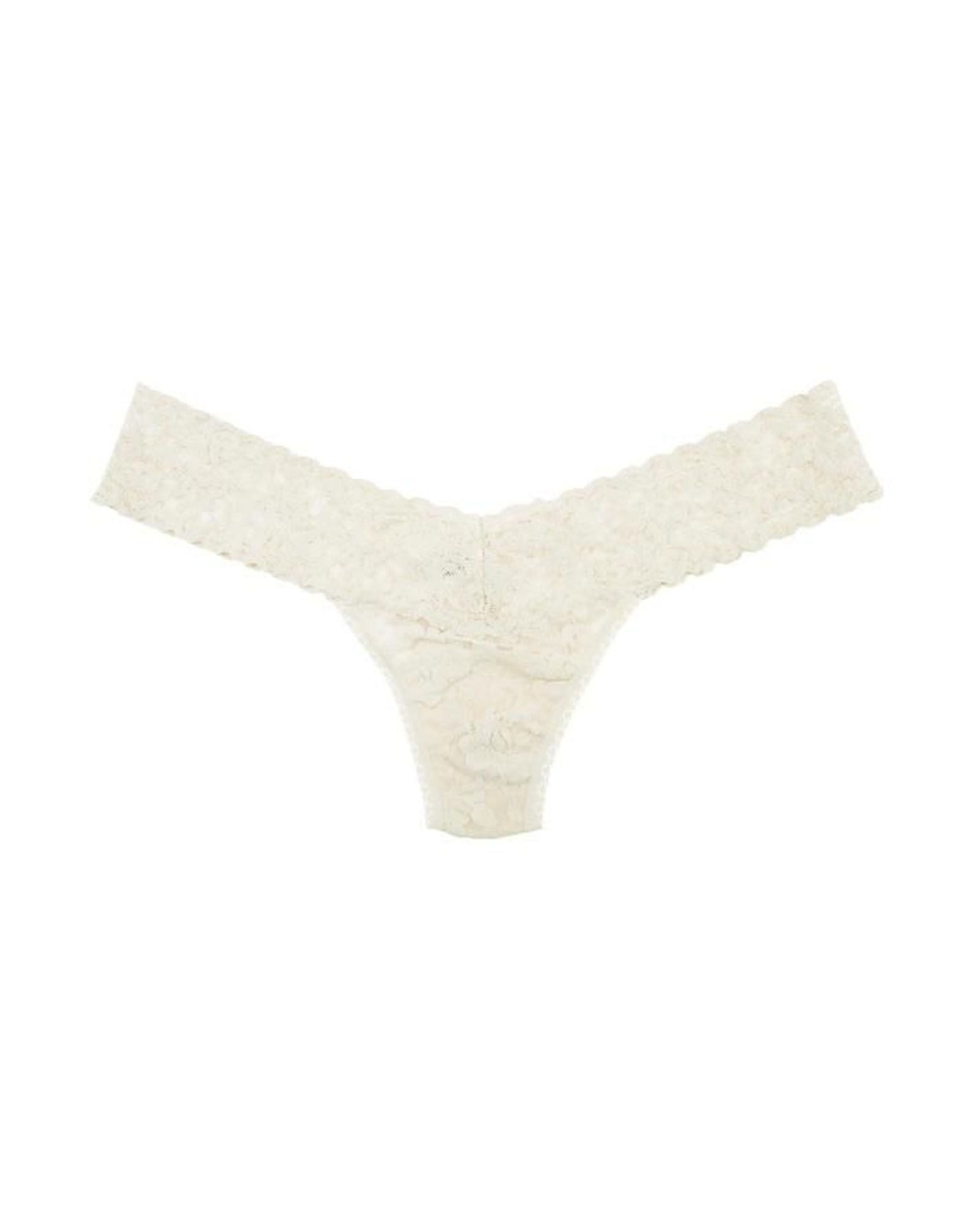 Hanky Panky Signature Lace Low-Rise Thong in white