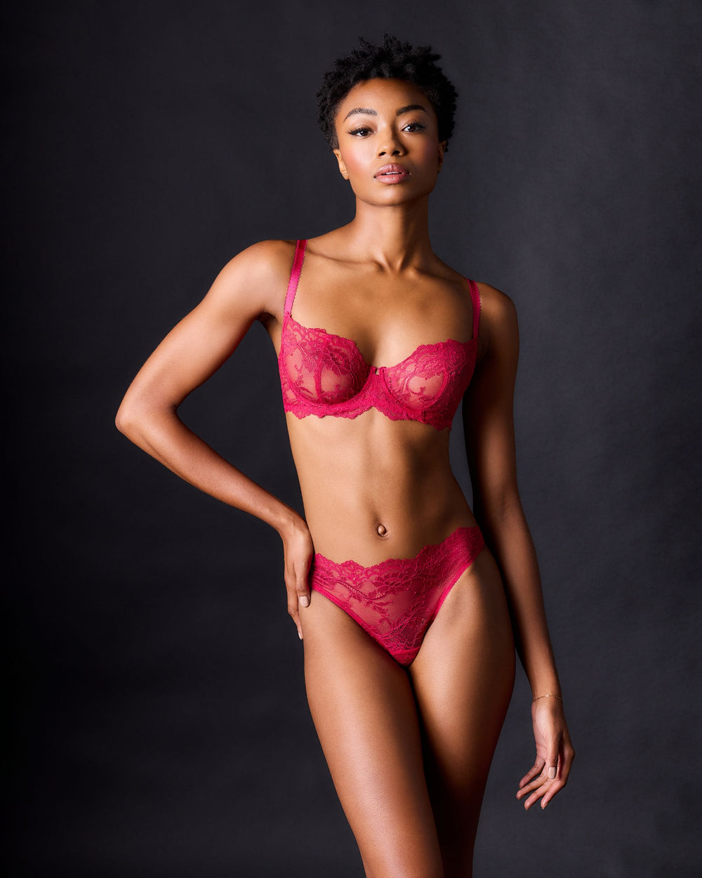 Journelle Anais Thong in pink