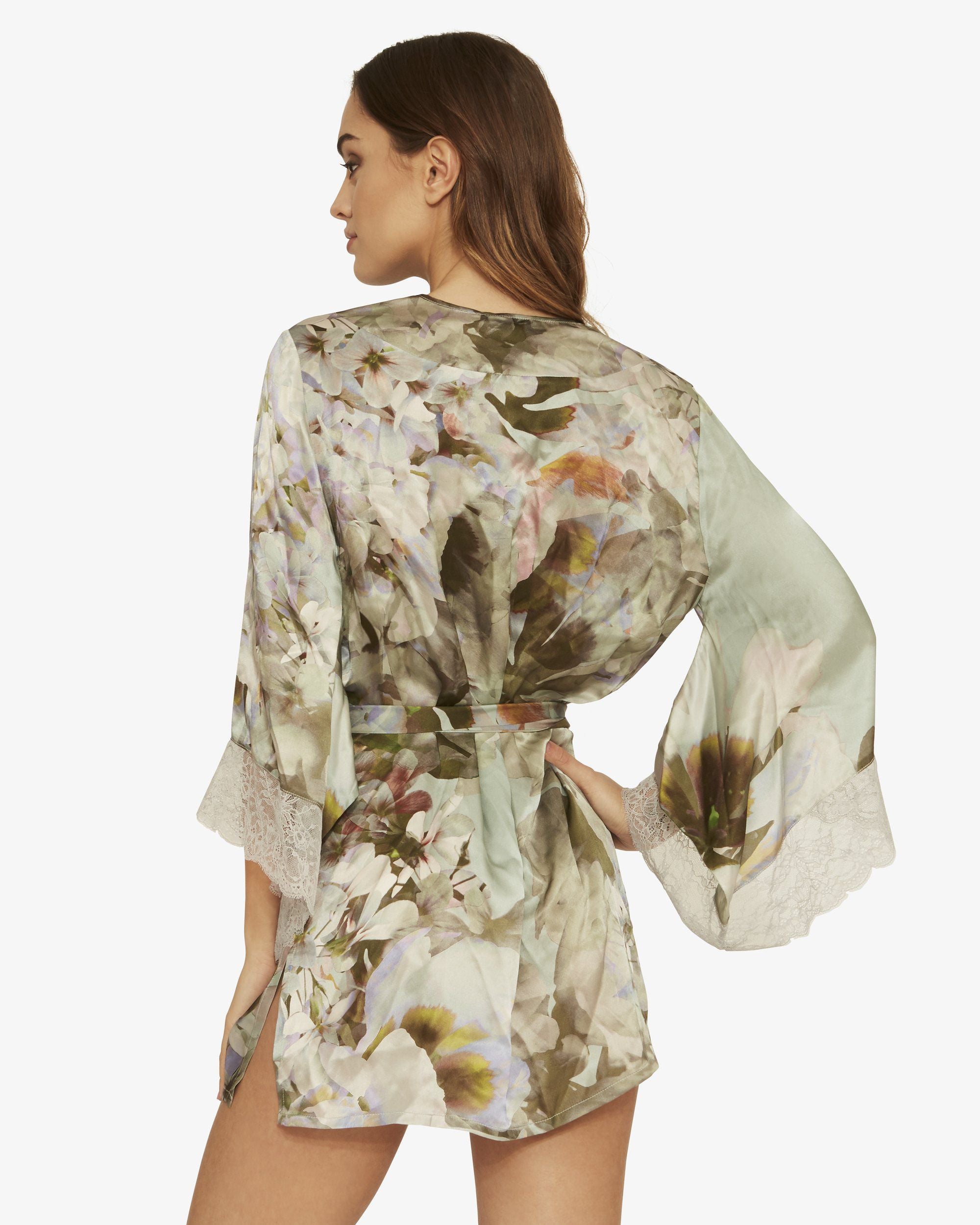 Samantha Chang French Leavers Lace Yukata Robe in green