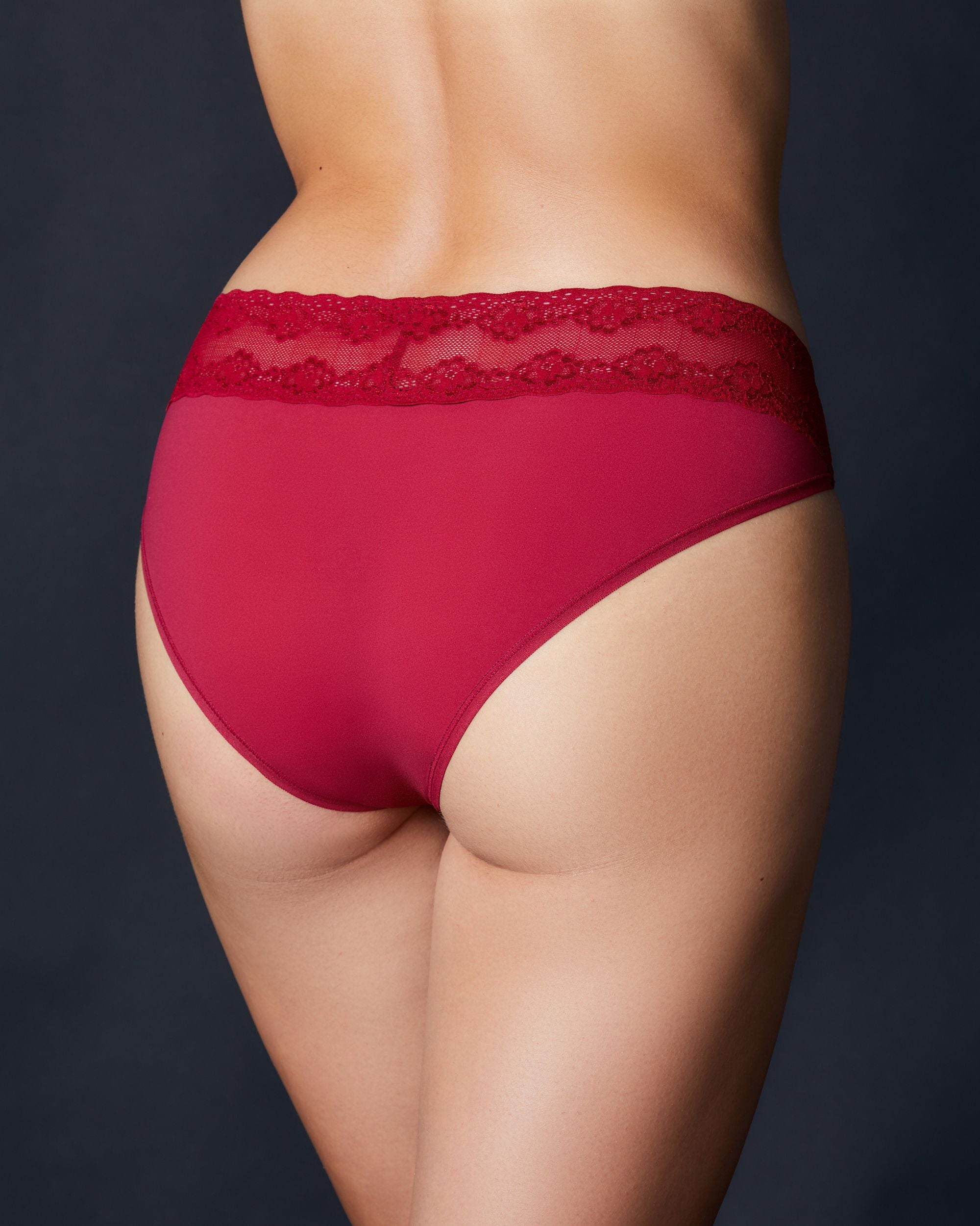 Natori Bliss Perfection V-kini in red