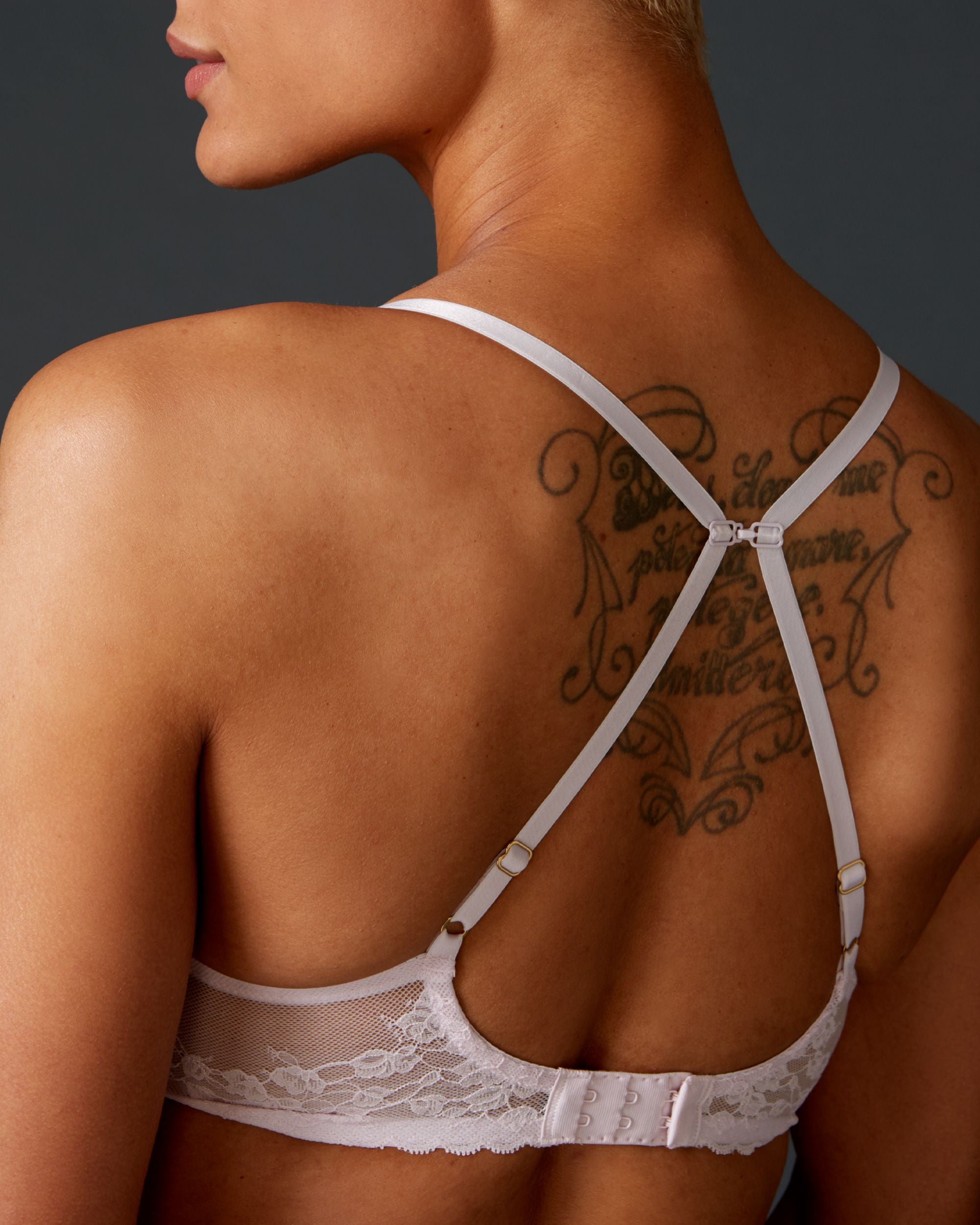 Natori Cherry Blossom Convertible Underwire Bra in pink