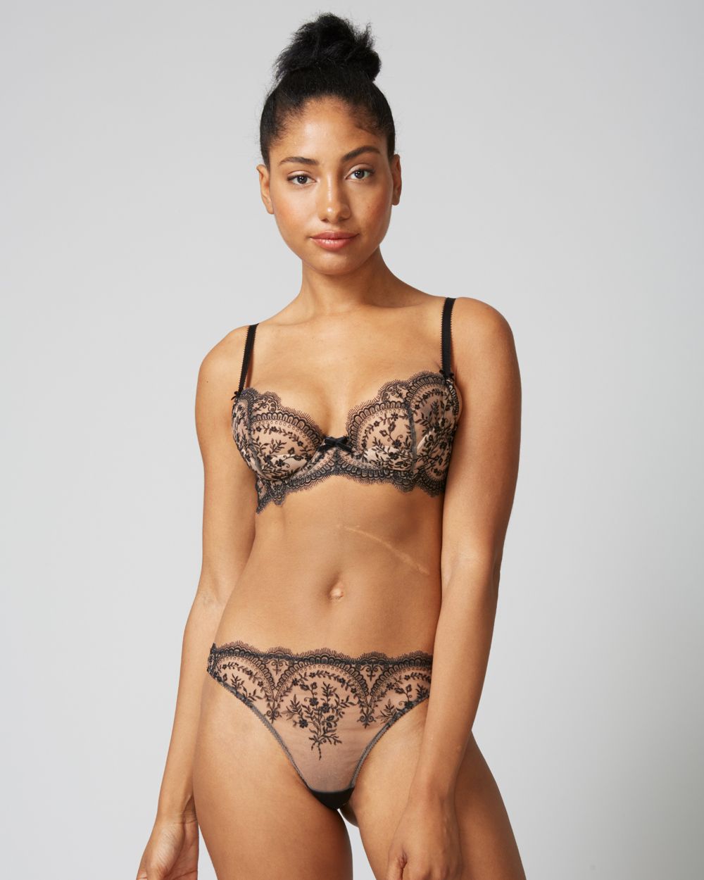 Dita Von Teese Severine G-String in beige