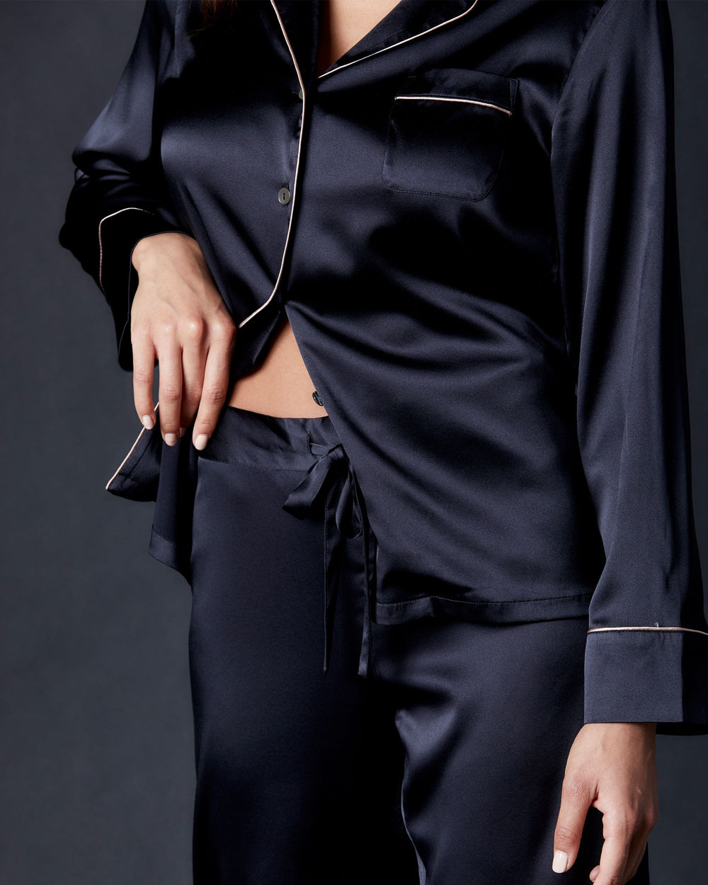 Journelle Marlene Pajama Set in black
