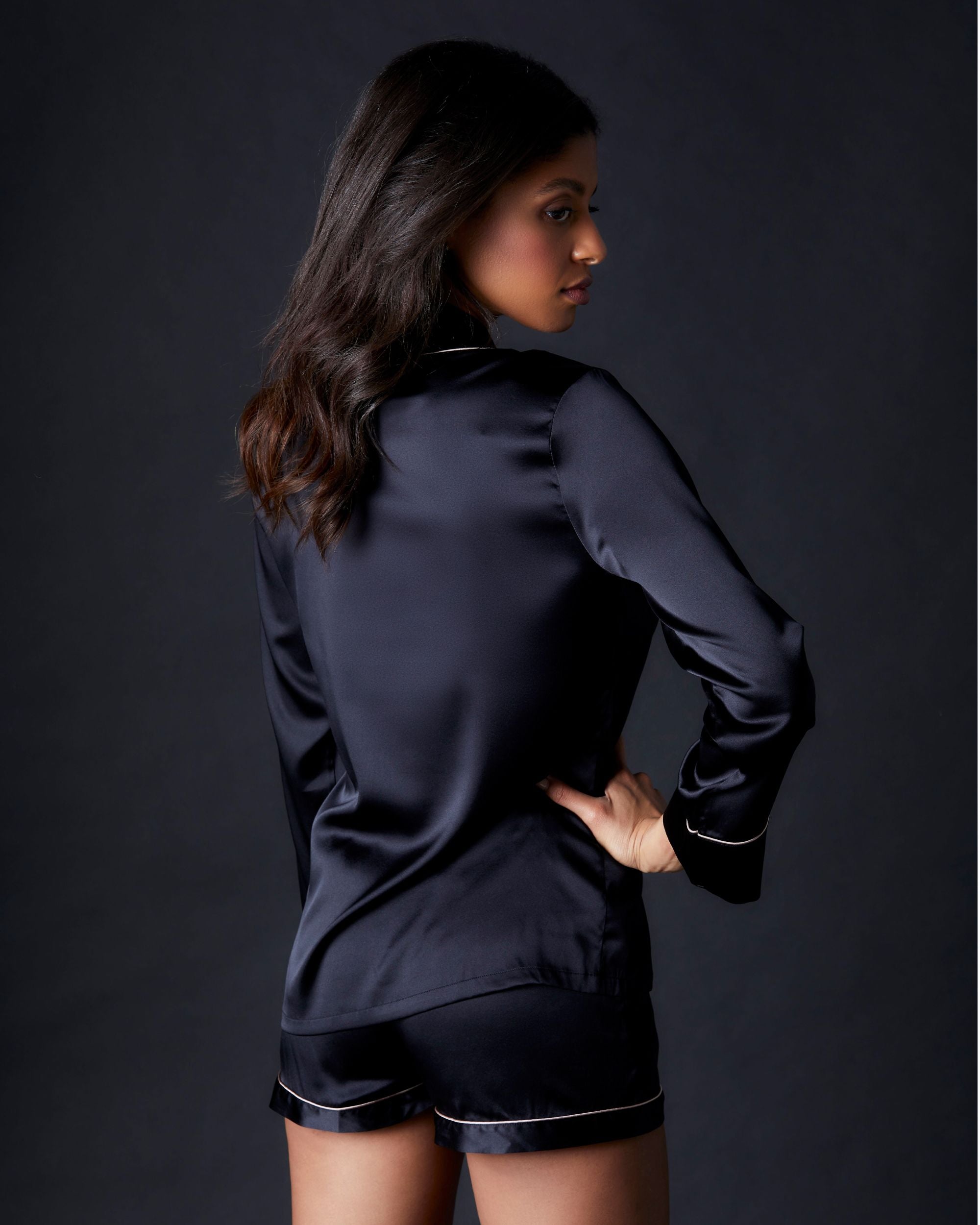 Journelle Sophia Pajama Set in black