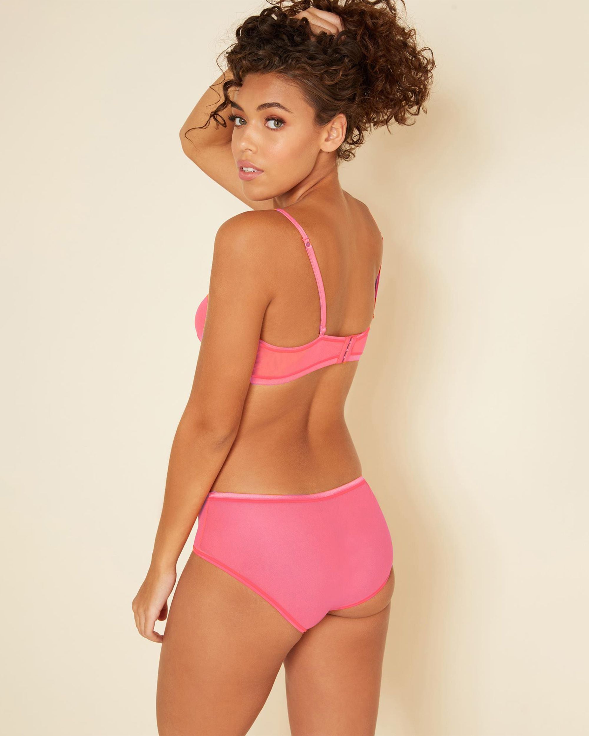 Cosabella Soire Confidence Bralette in pink