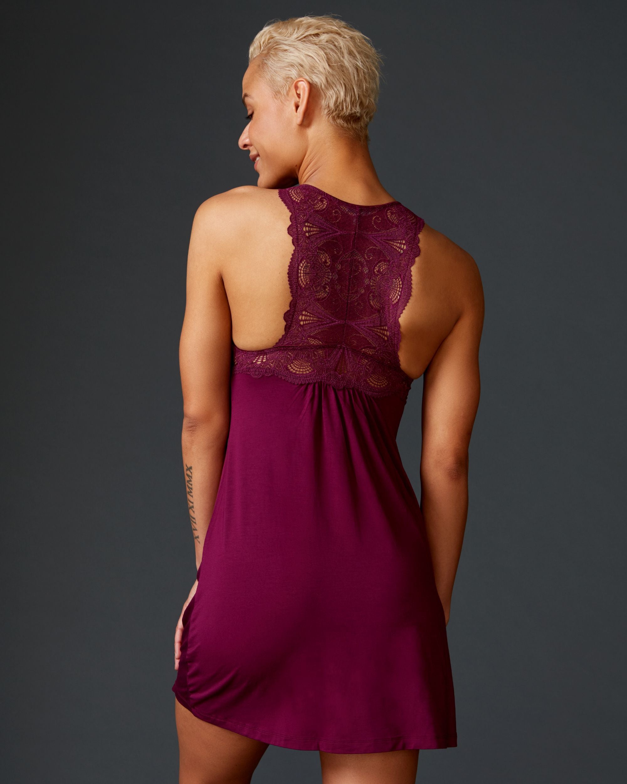 Fleur't Belle Epoque Lace T-Back Chemise in pink