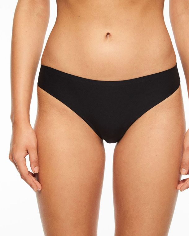 Chantelle Soft Stretch Seamless Thong in black