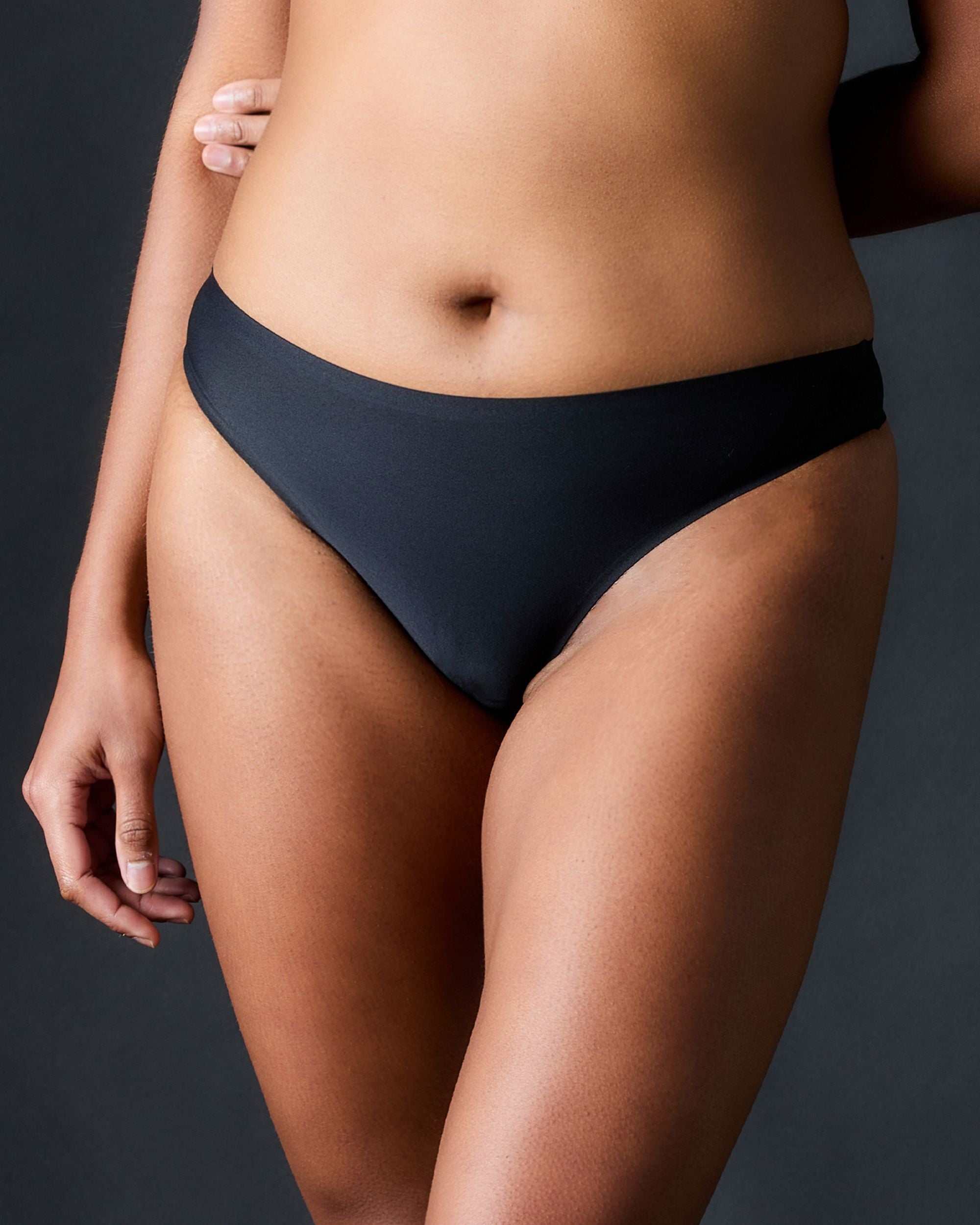 Chantelle Soft Stretch Seamless Thong in black