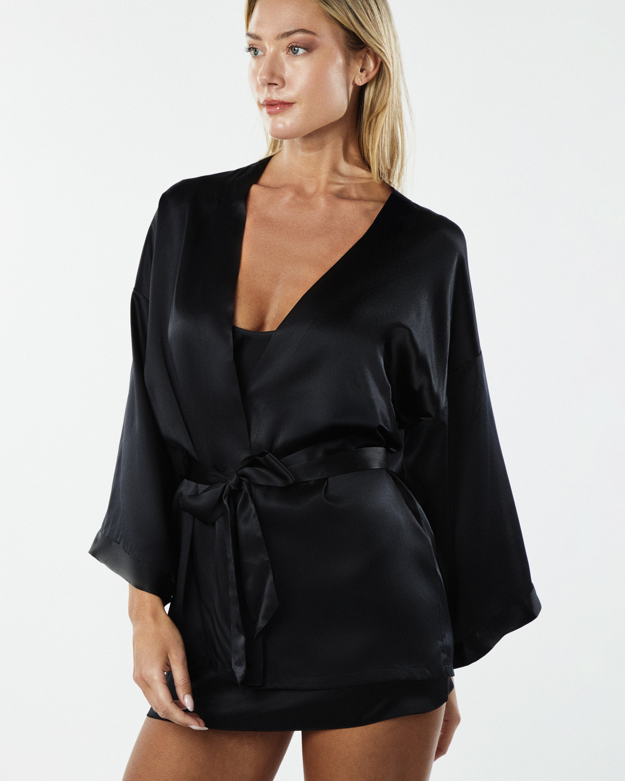 Journelle Celine Classic Robe in black
