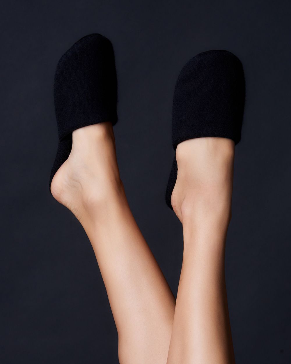 Arlotta Classic Cashmere Slide in black