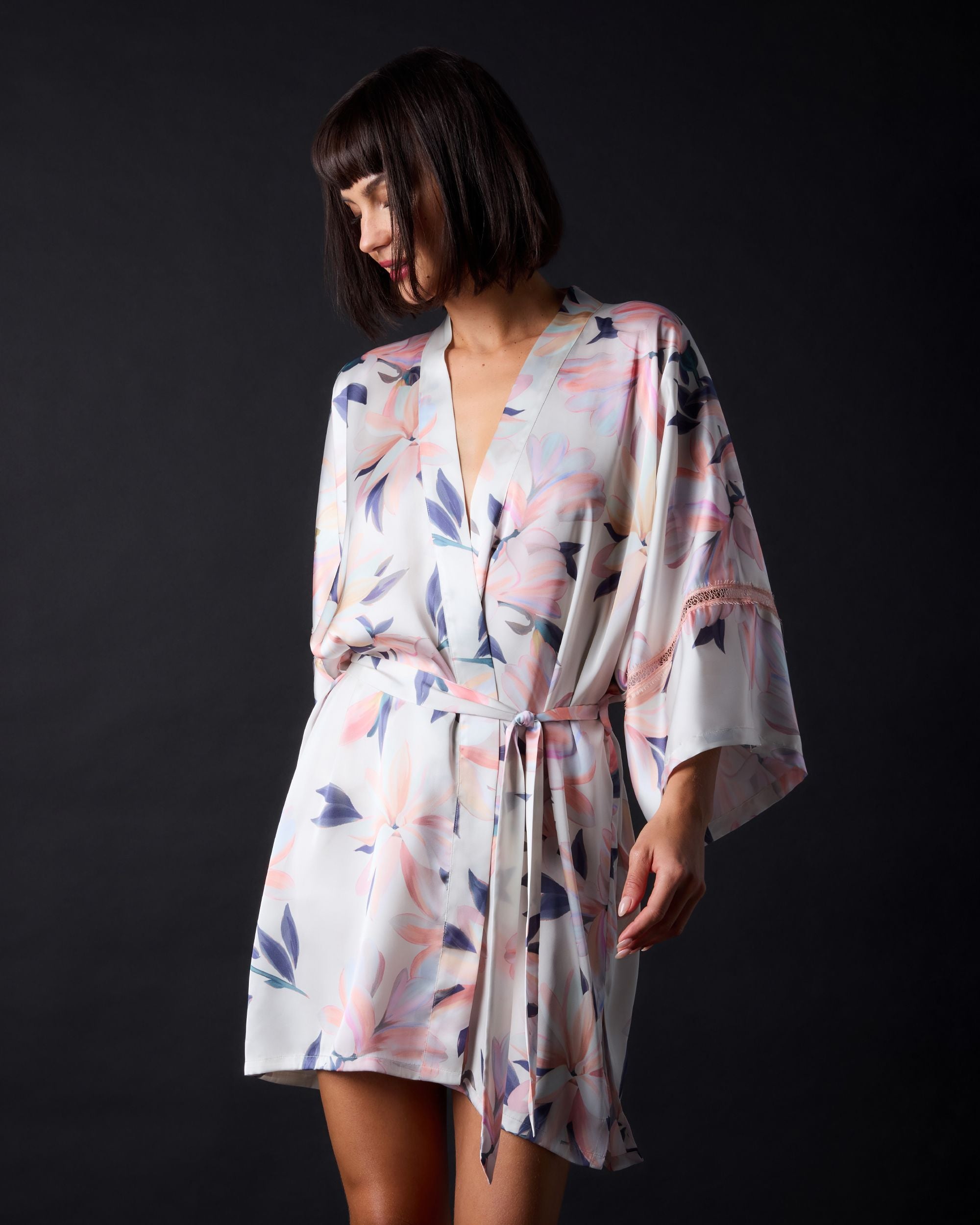 Samantha Chang Wellness Bella Kimono in blue