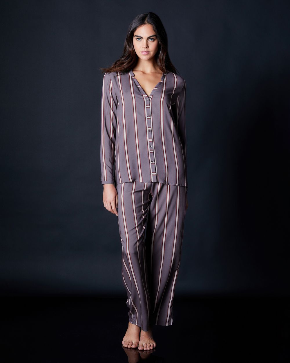 Hanro Woven Long Sleeve Pajama Shirt in gray