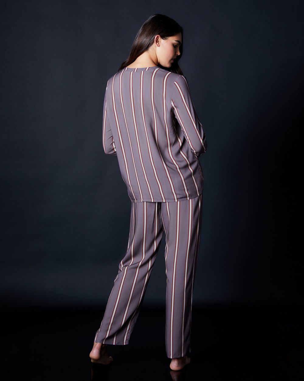 Hanro Woven Long Sleeve Pajama Shirt in gray