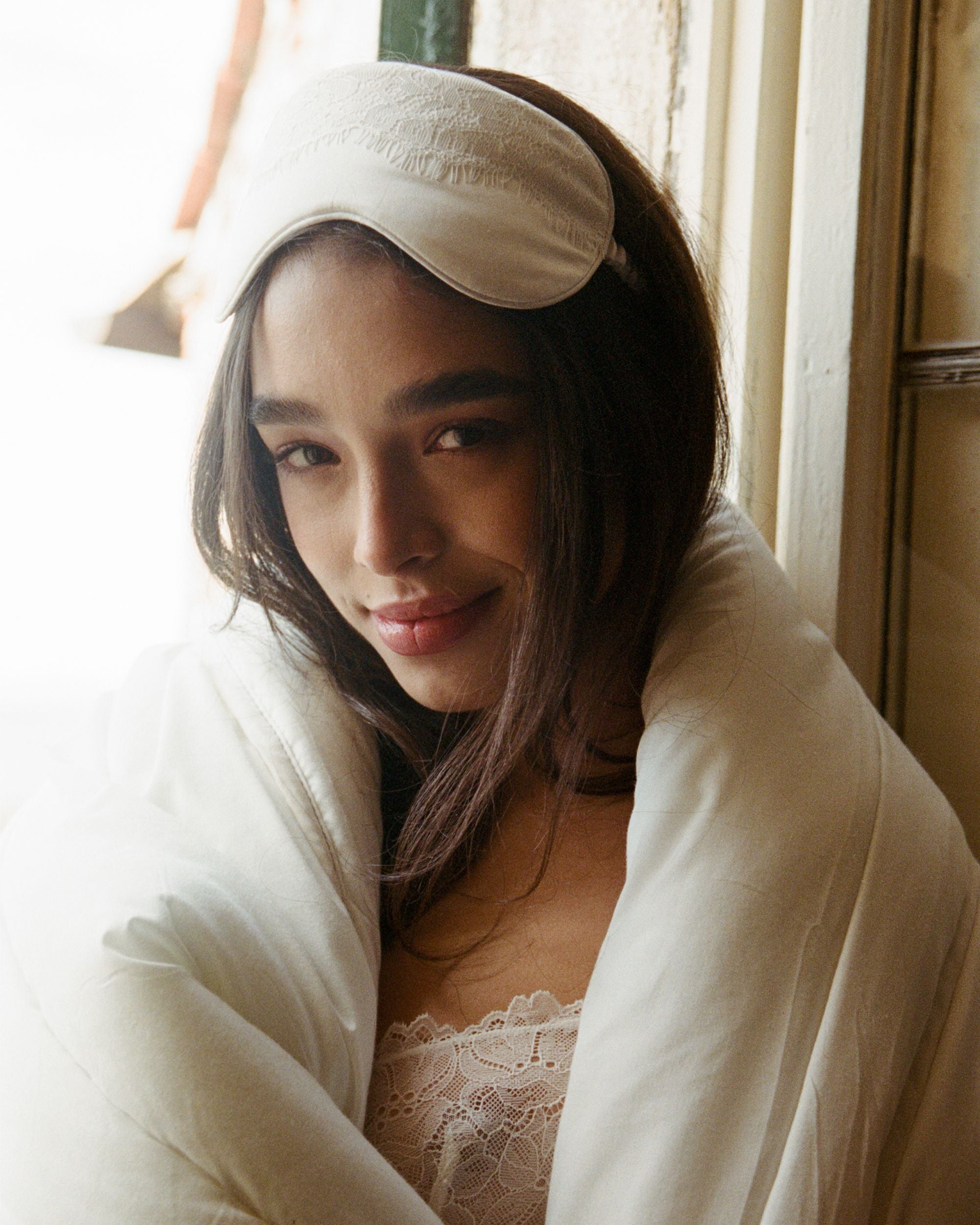 Journelle Charlotte Sleep Mask in white