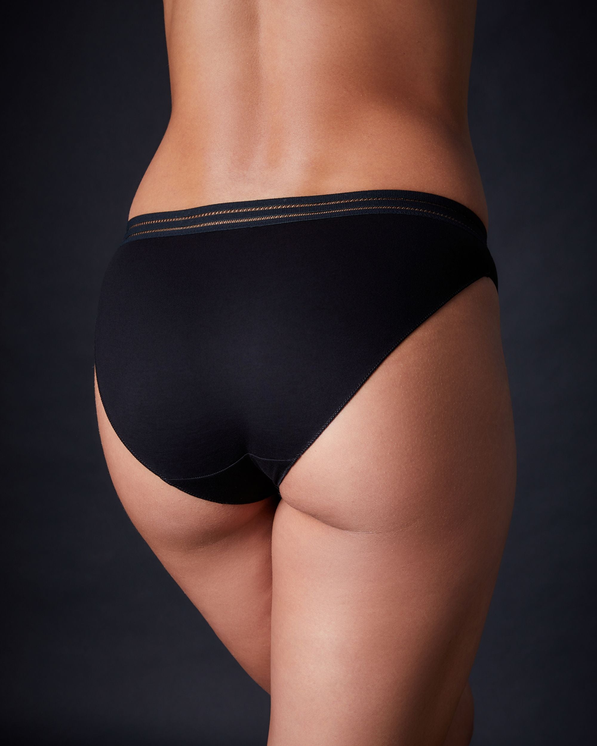 Huit Sweet Cotton Classic Brief in black