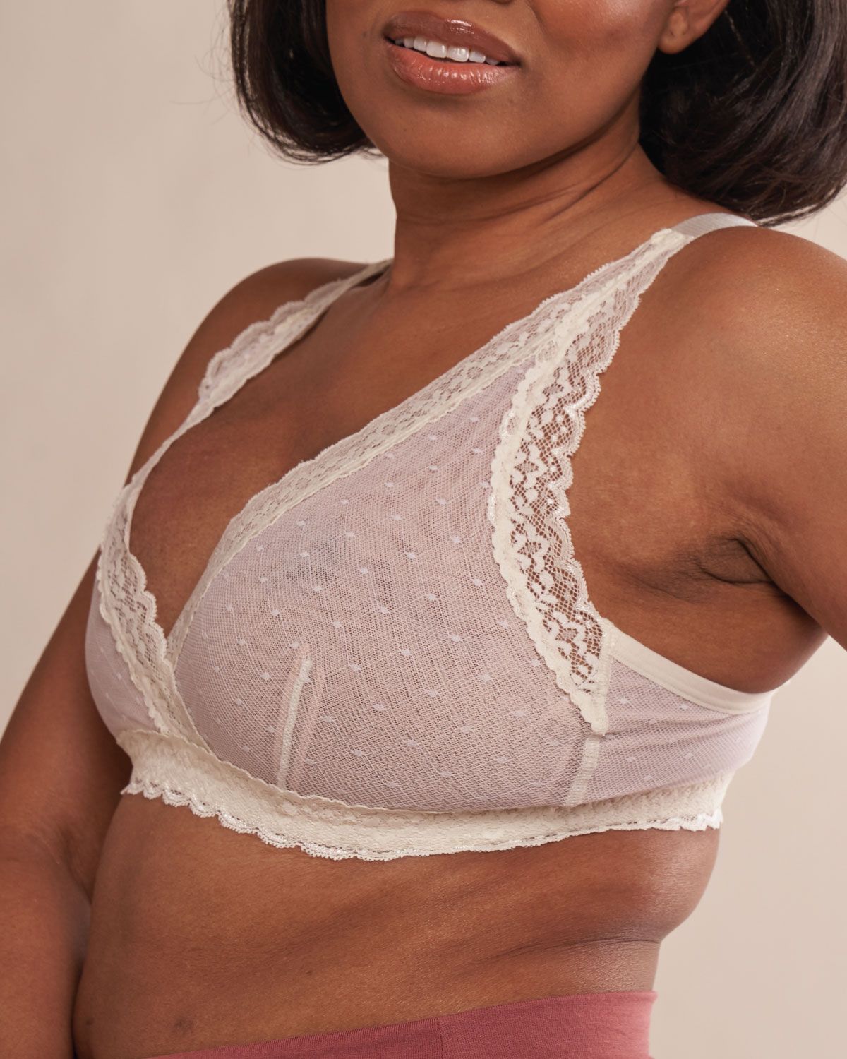 AnaOno Susan Pocketed Lace Wrap Front Bra in white