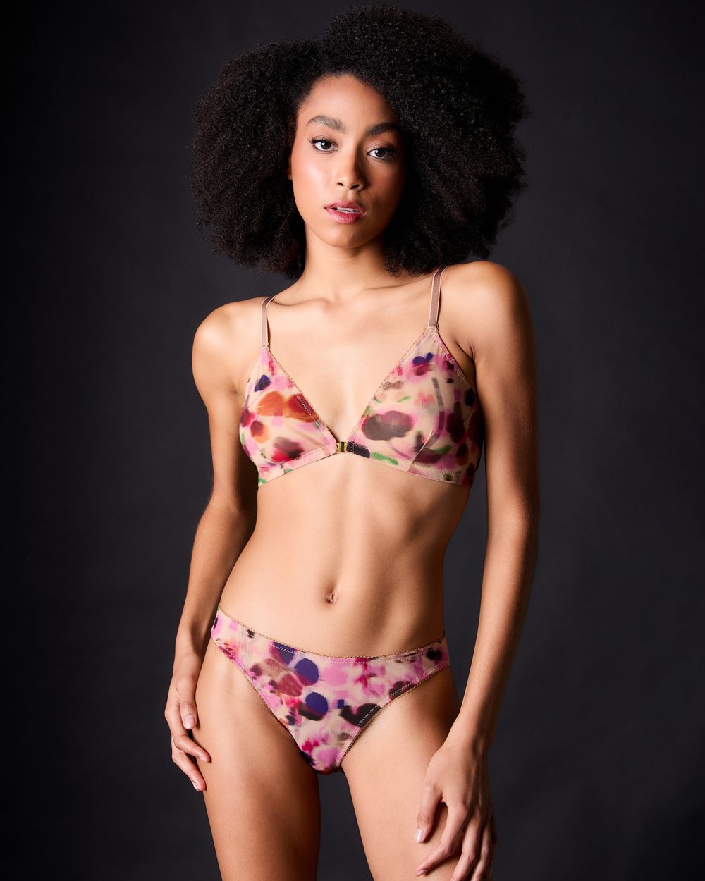 Underprotection Rania Briefs in pink