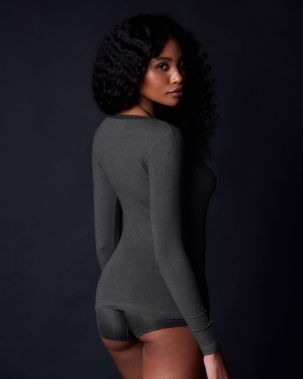 Collezione Privata Fine Rib V Neck Long Sleeve in gray