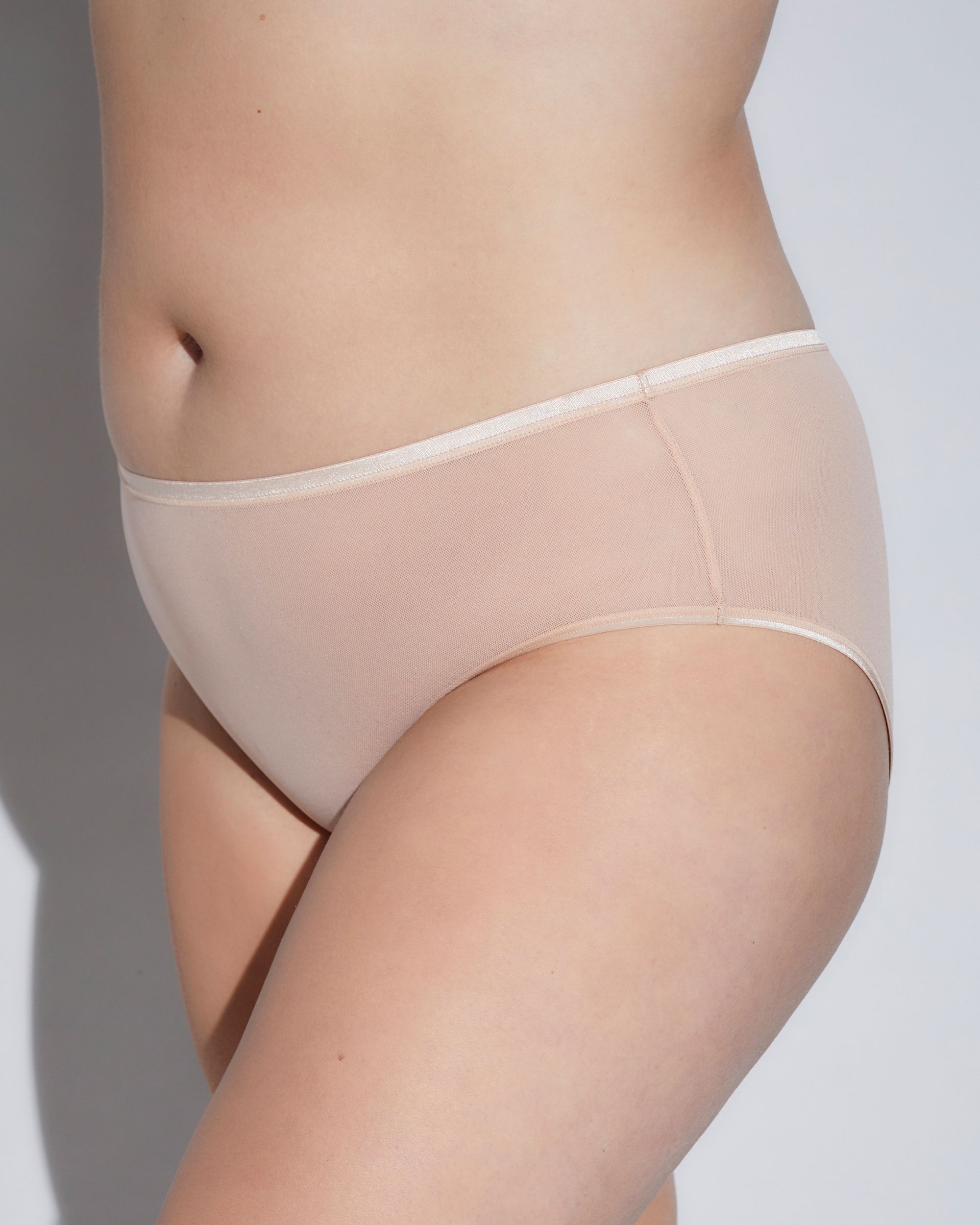 Cosabella Soire Confidence Extended Boyleg in beige