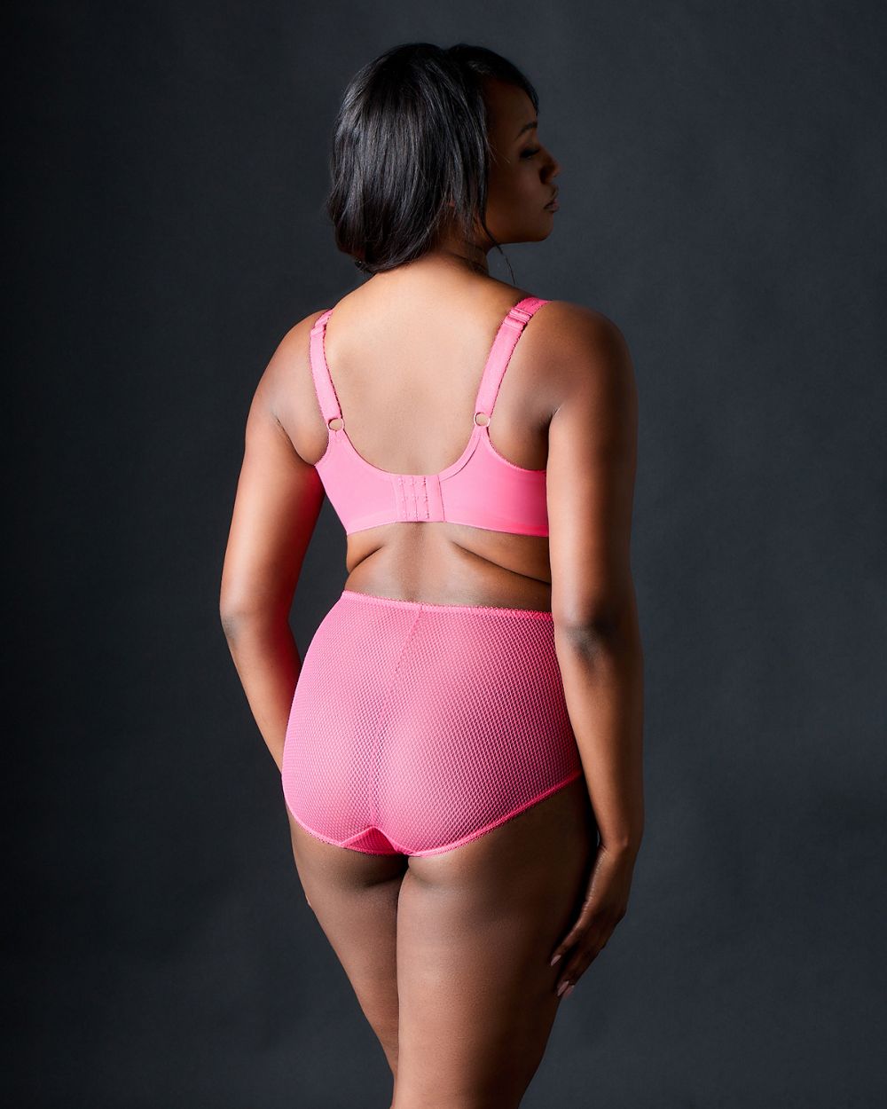 Elomi Charley Underwire Plunge Bra in pink