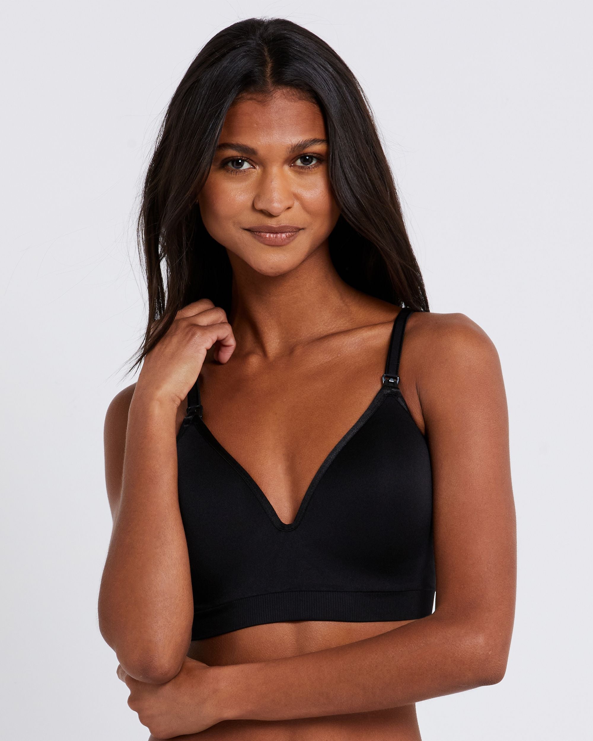 Pea In the Pod Seamless Convertible Plunge Nursing Bra in black