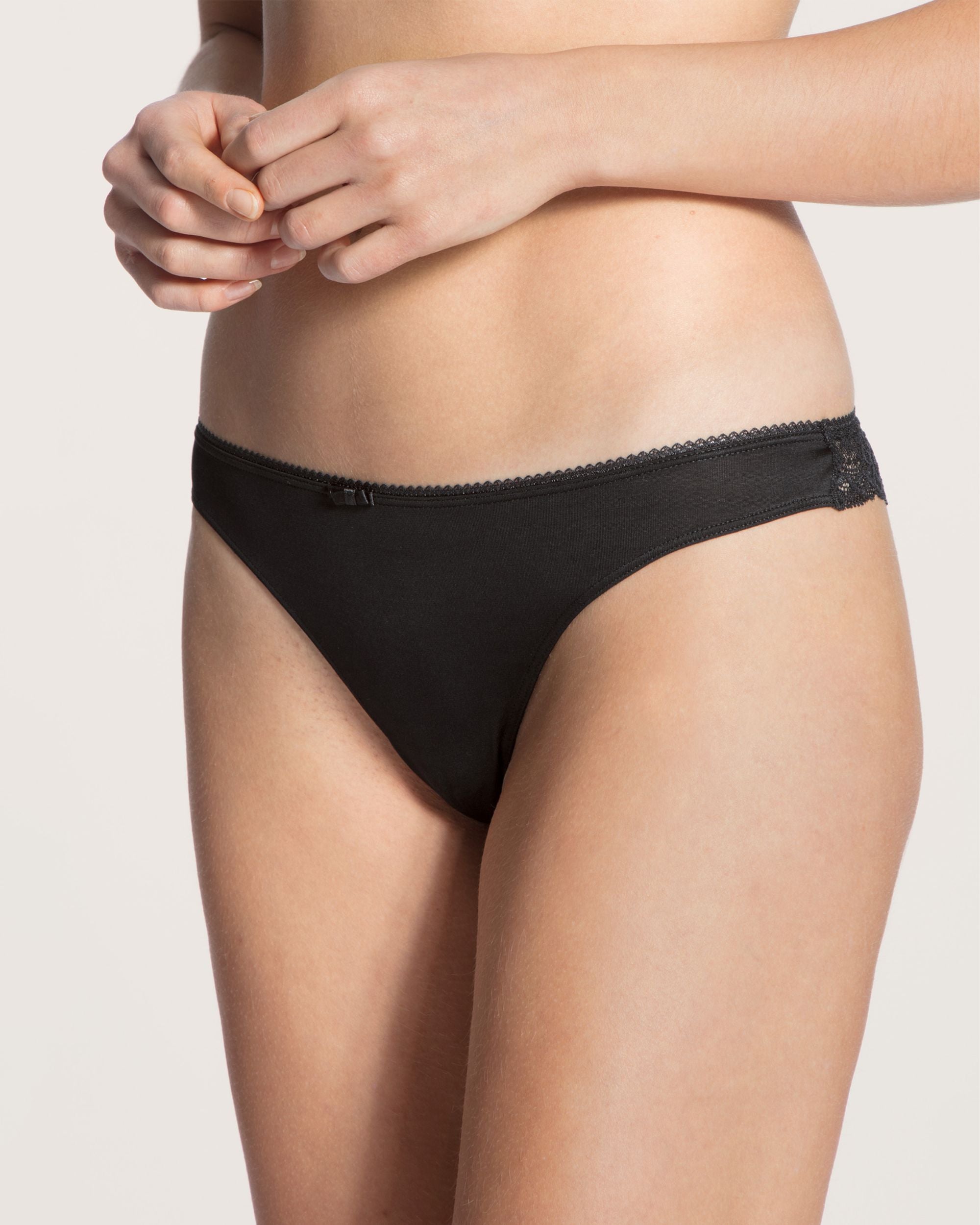 Calida Sensual Secrets Thong in black