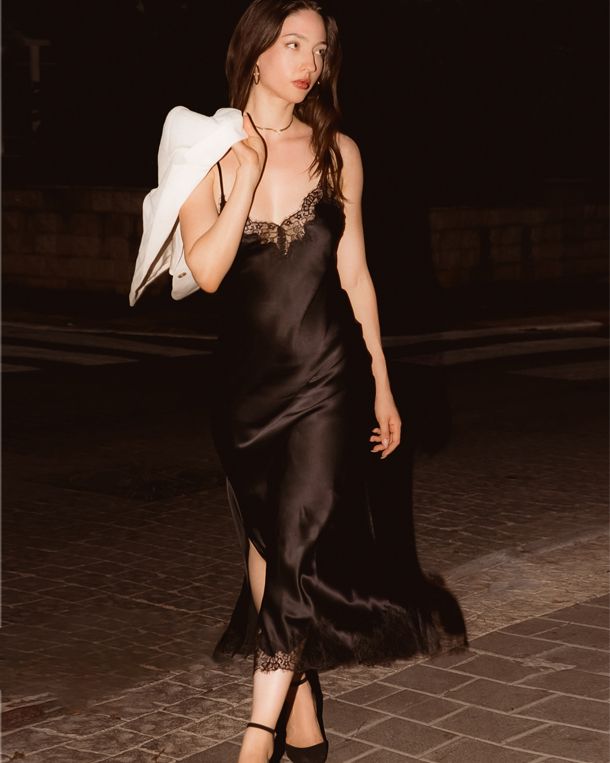 Journelle Charlotte Long Slip in black