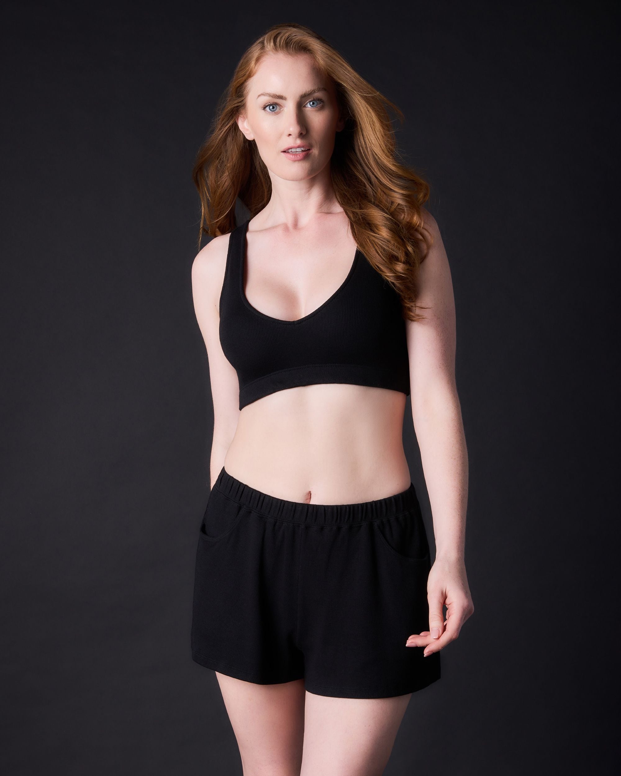 Journelle Kaia Short in black