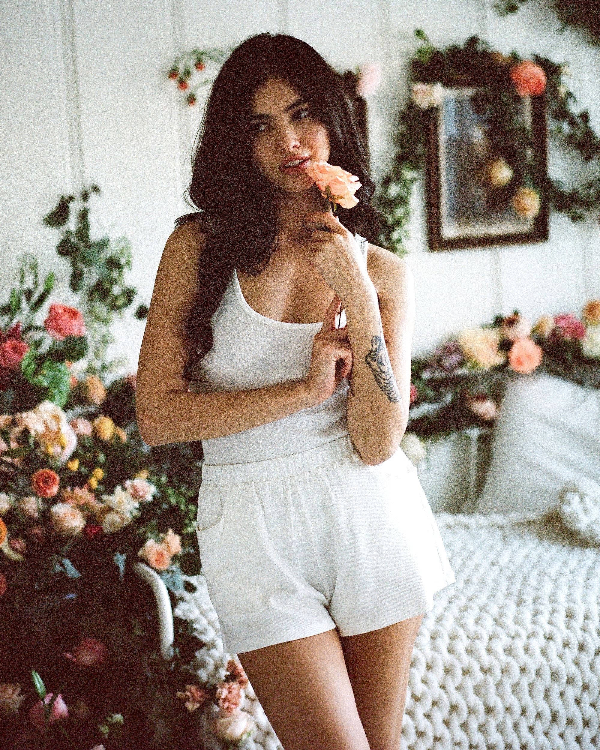 Journelle Kaia Short in white