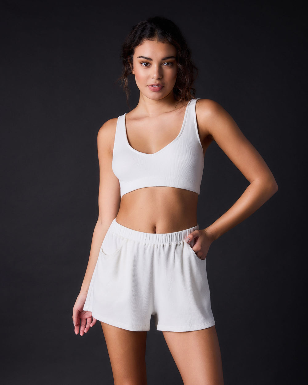 Journelle Kaia Short in white