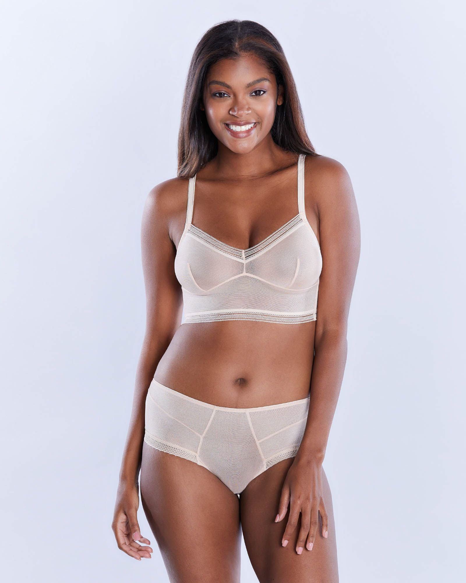 Samantha Chang Jet Set Mesh Longline Bra in beige
