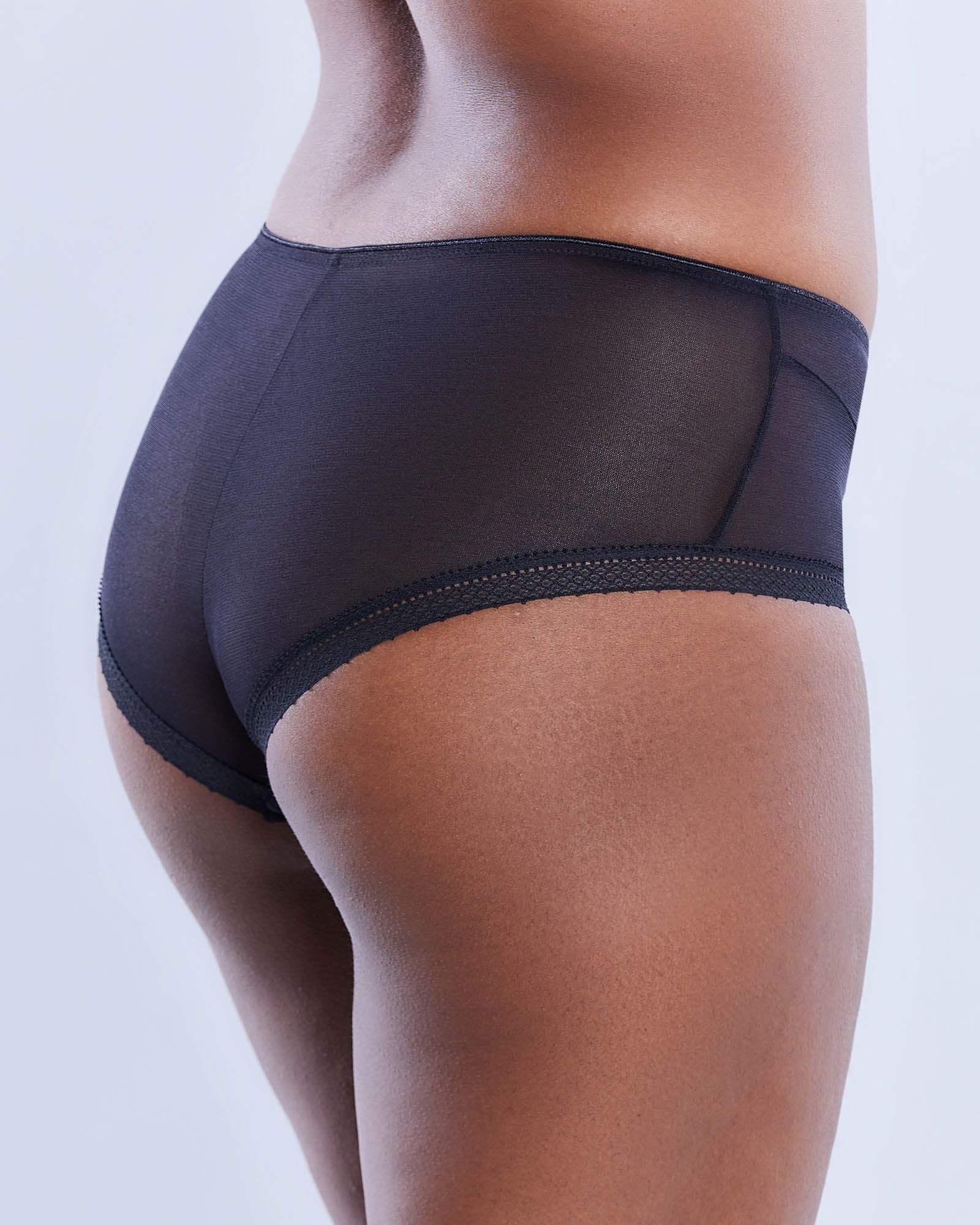 Samantha Chang Jet Set Mesh Hipster in black