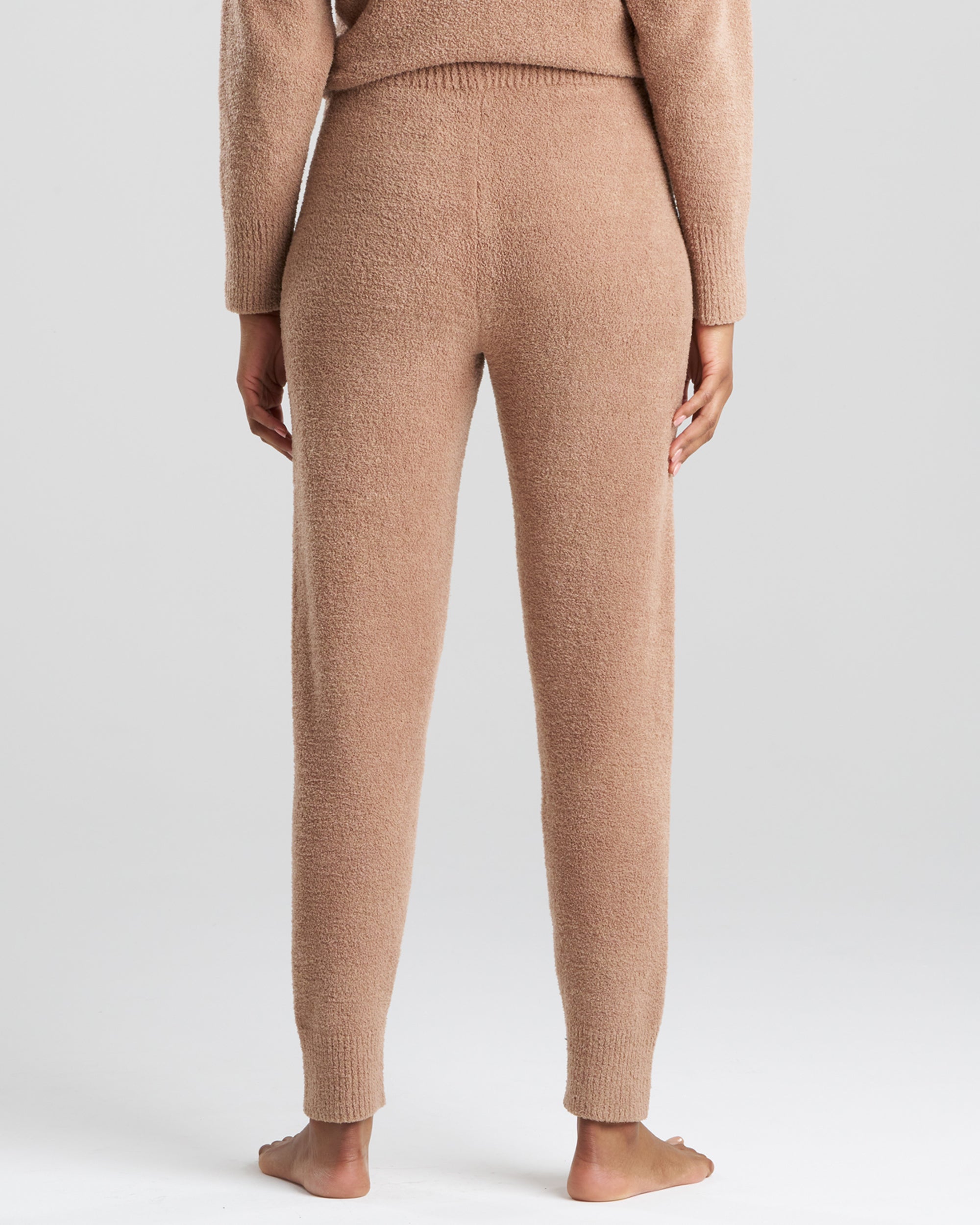 Natori Cozy Luxe Jogger in brown