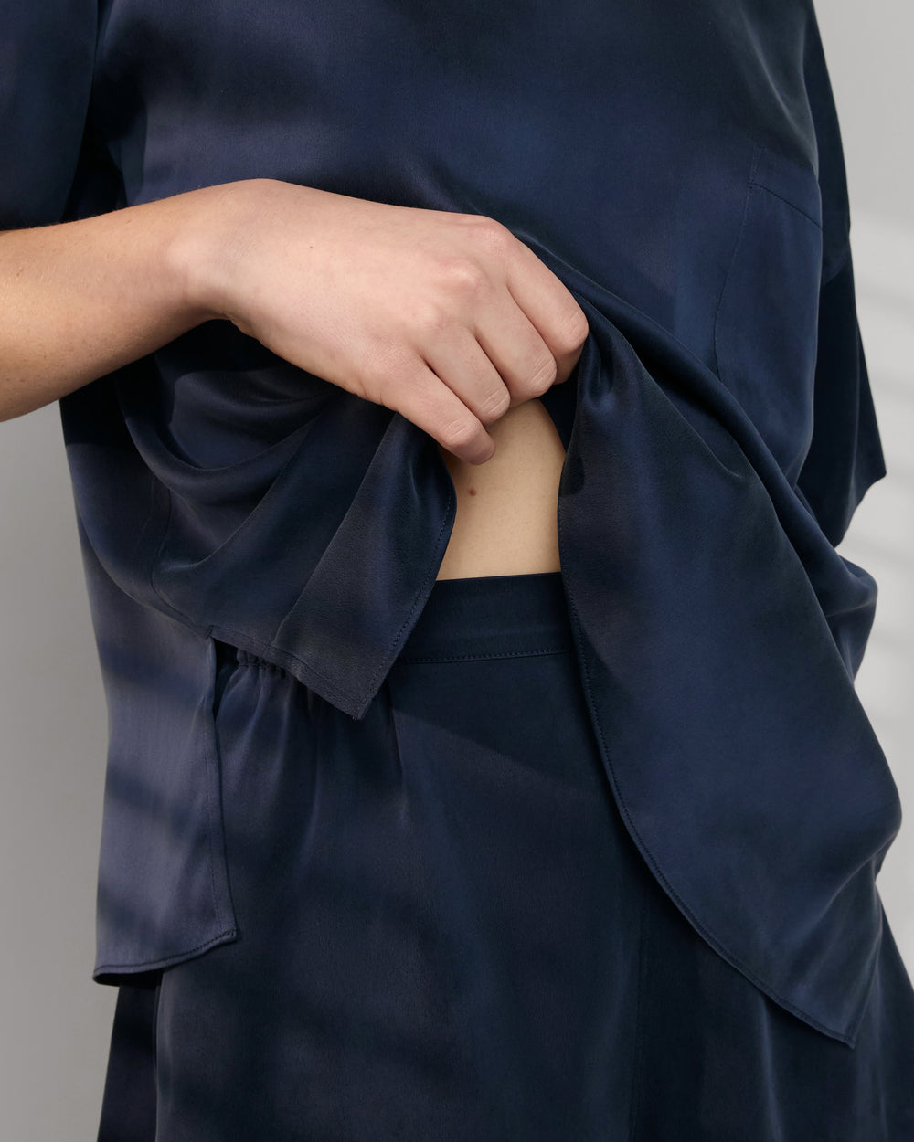 Lunya Washable Silk Tee Short Set in blue