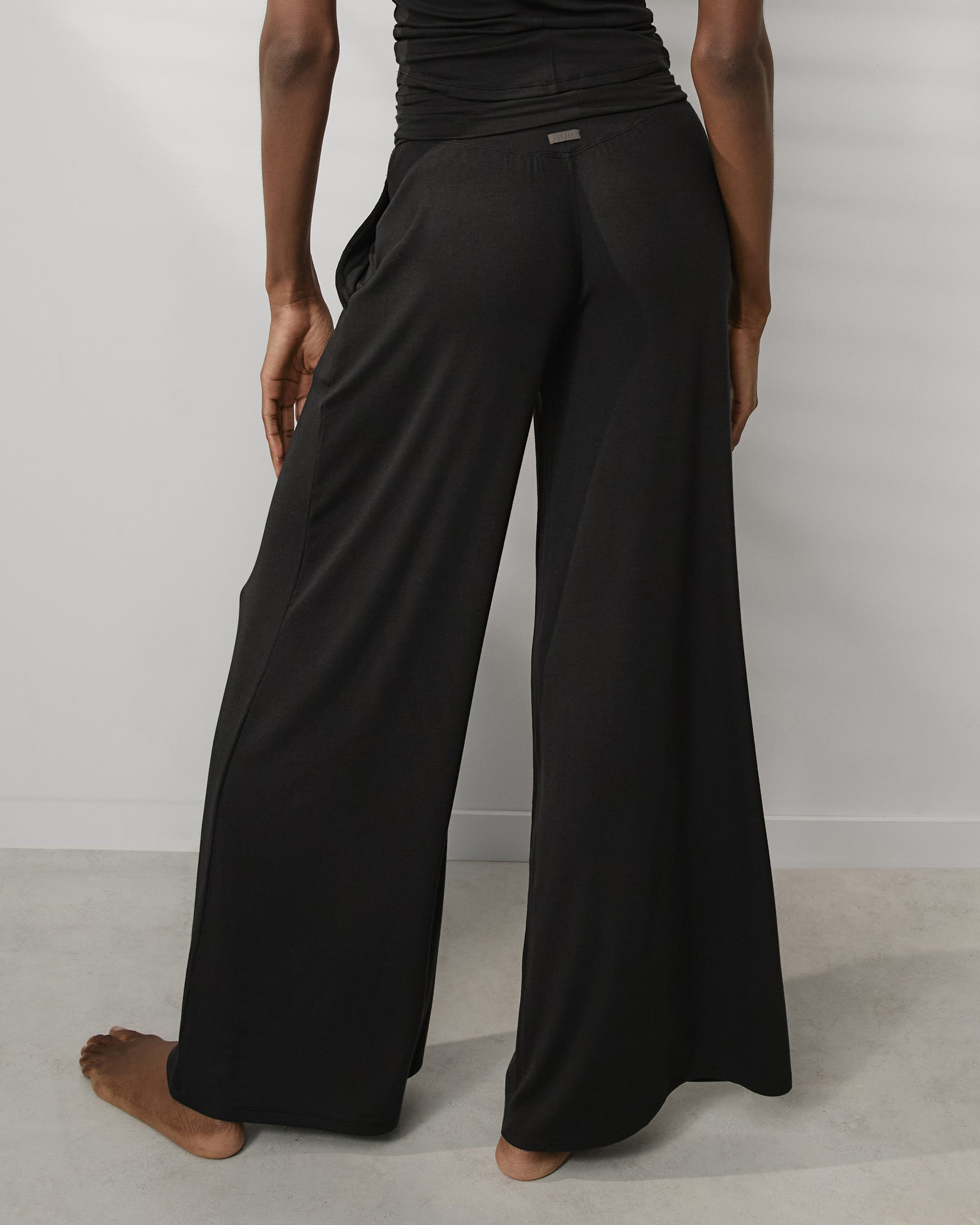 Lunya Soft Modal Foldover pant in black