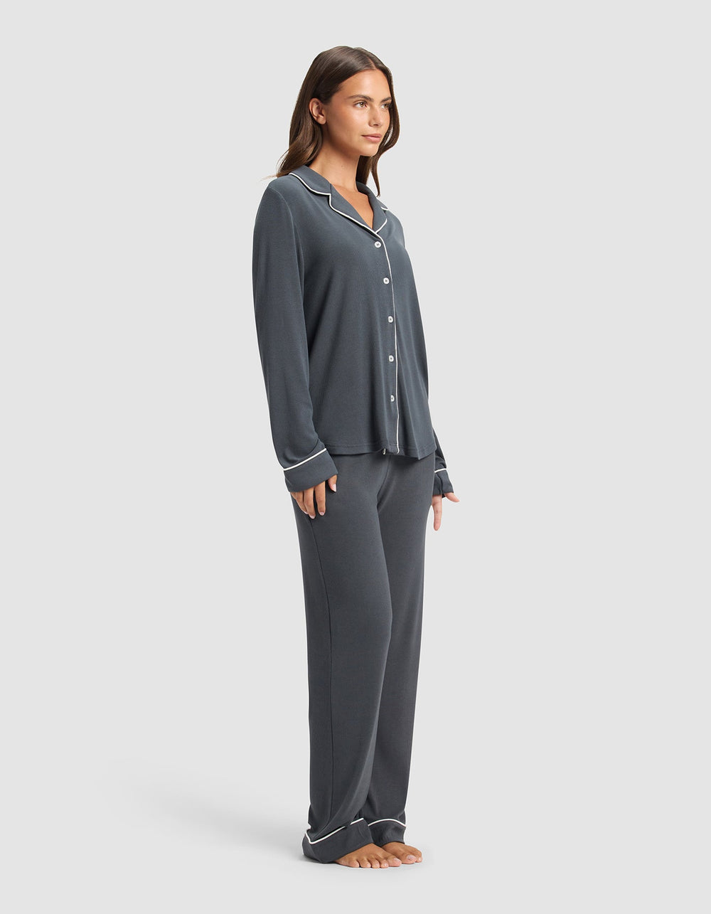 Women's Bamboo Rib-Knit Classic Long Sleeve Pajama Set in brown | Cozy Earth