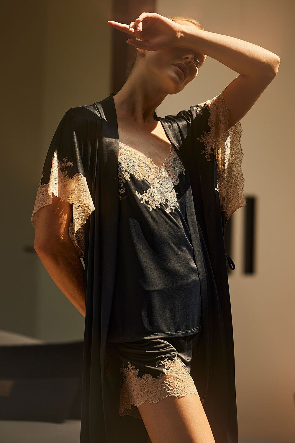 Enchant Cami PJ in black | Natori
