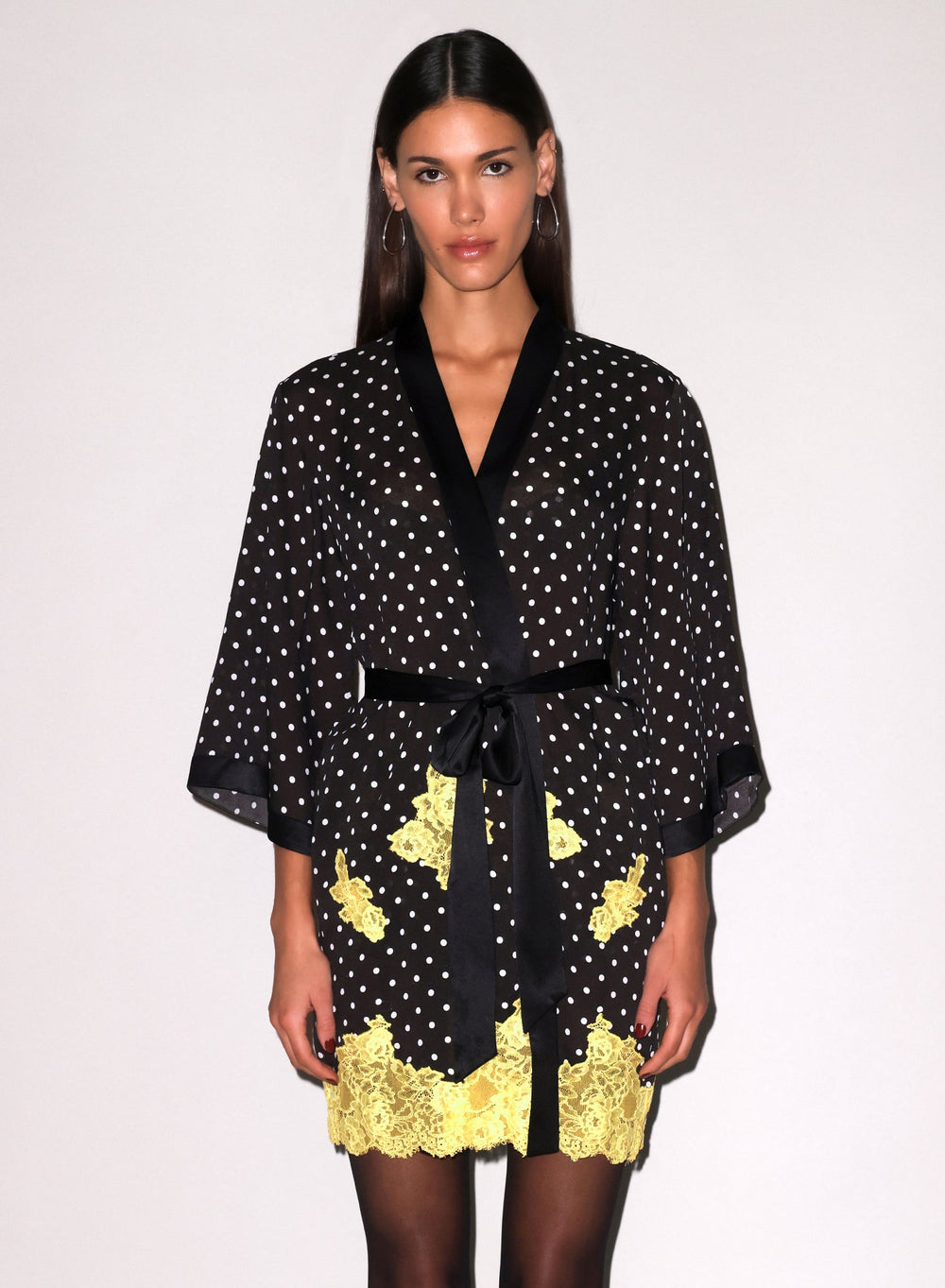 Fleur du Mal Juliet Lace Robe in black